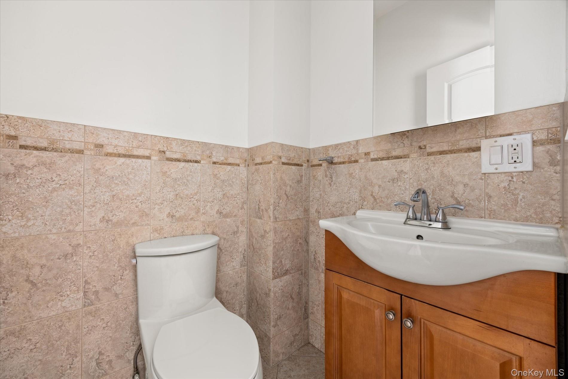 2020 Bleecker Street Property Photo 35