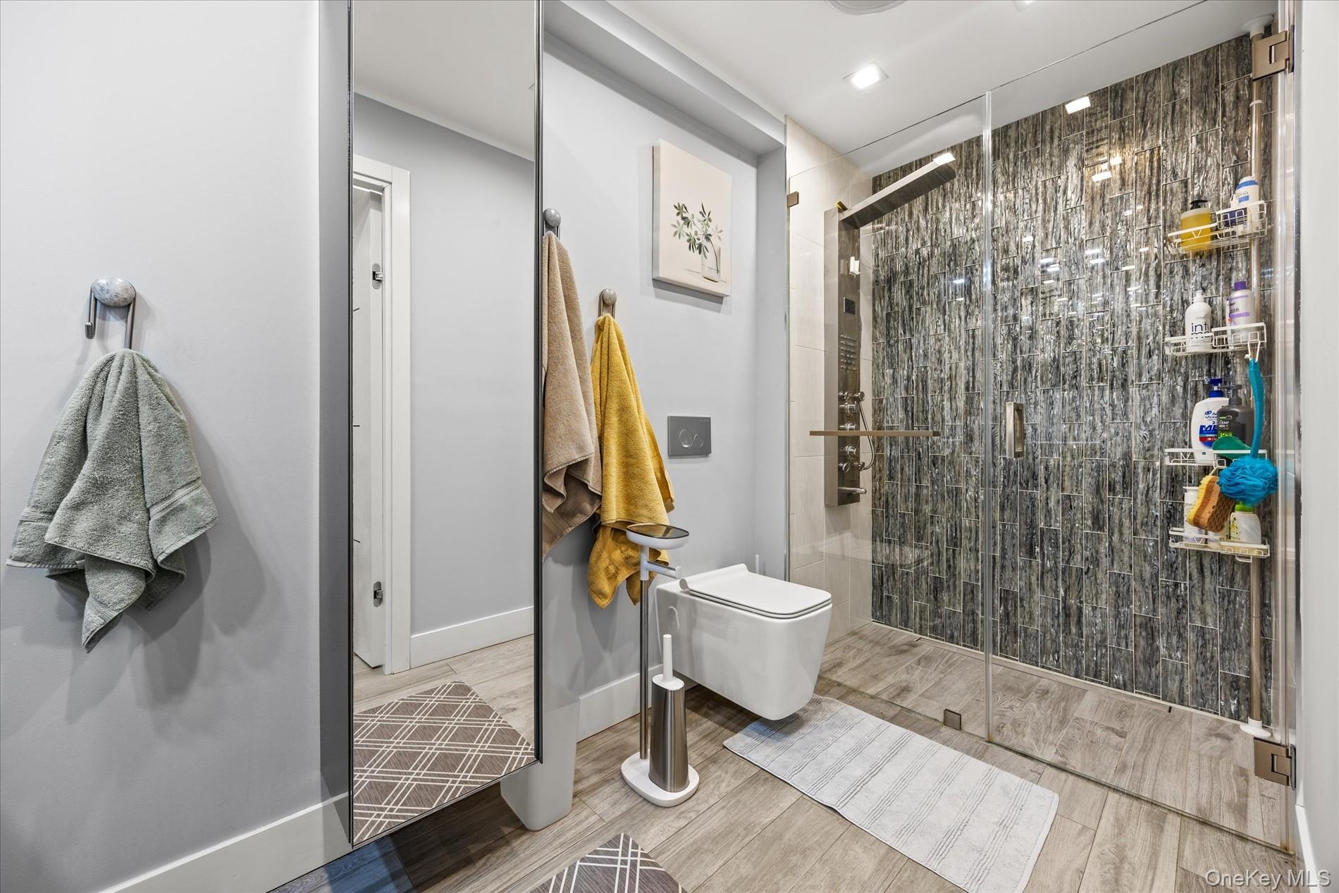 2020 Bleecker Street Property Photo 41