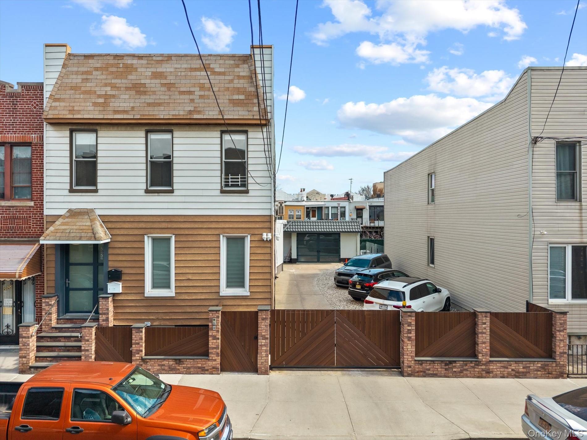 2020 Bleecker Street Property Photo 44