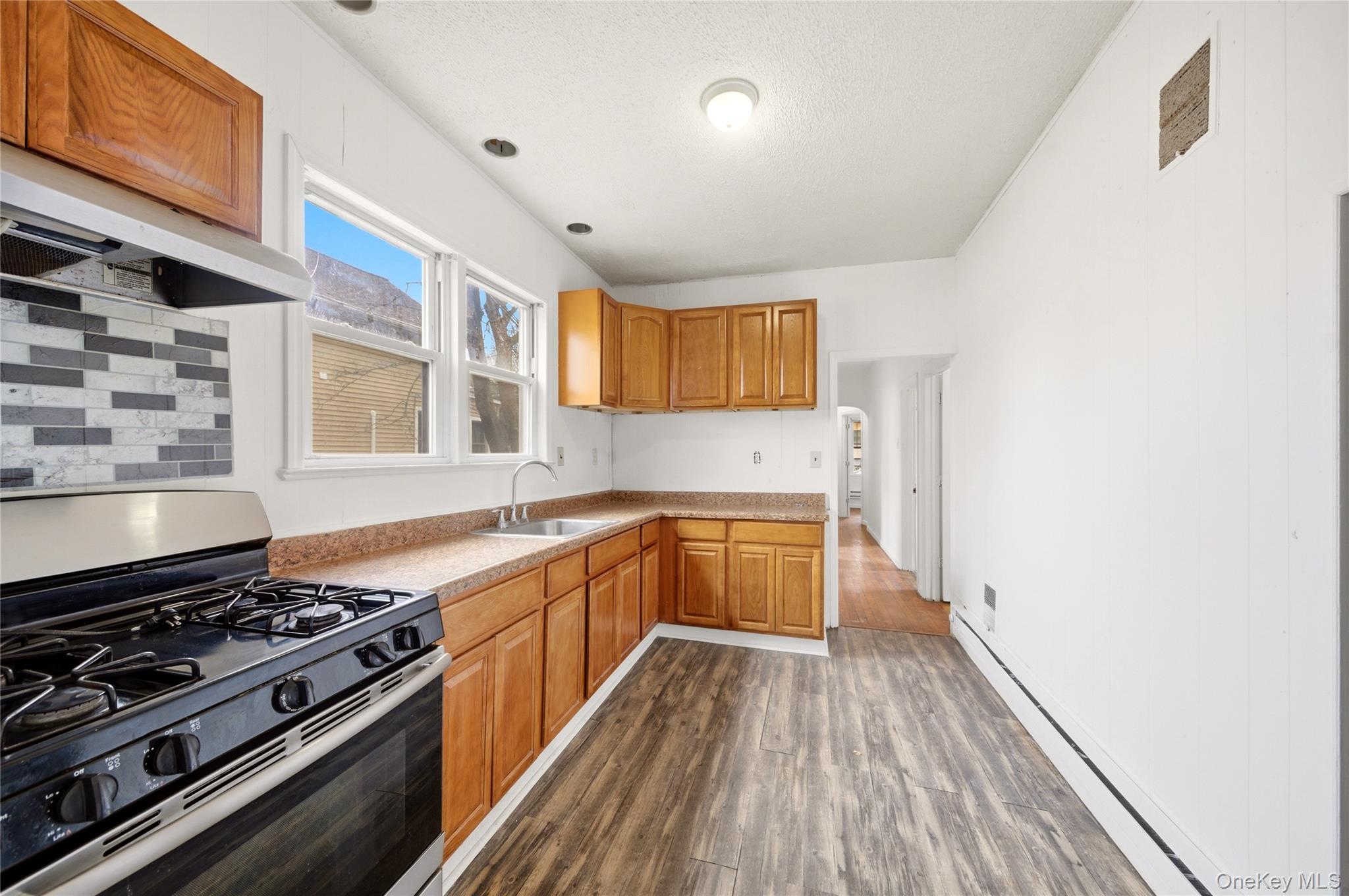34 S High Street Property Photo 3