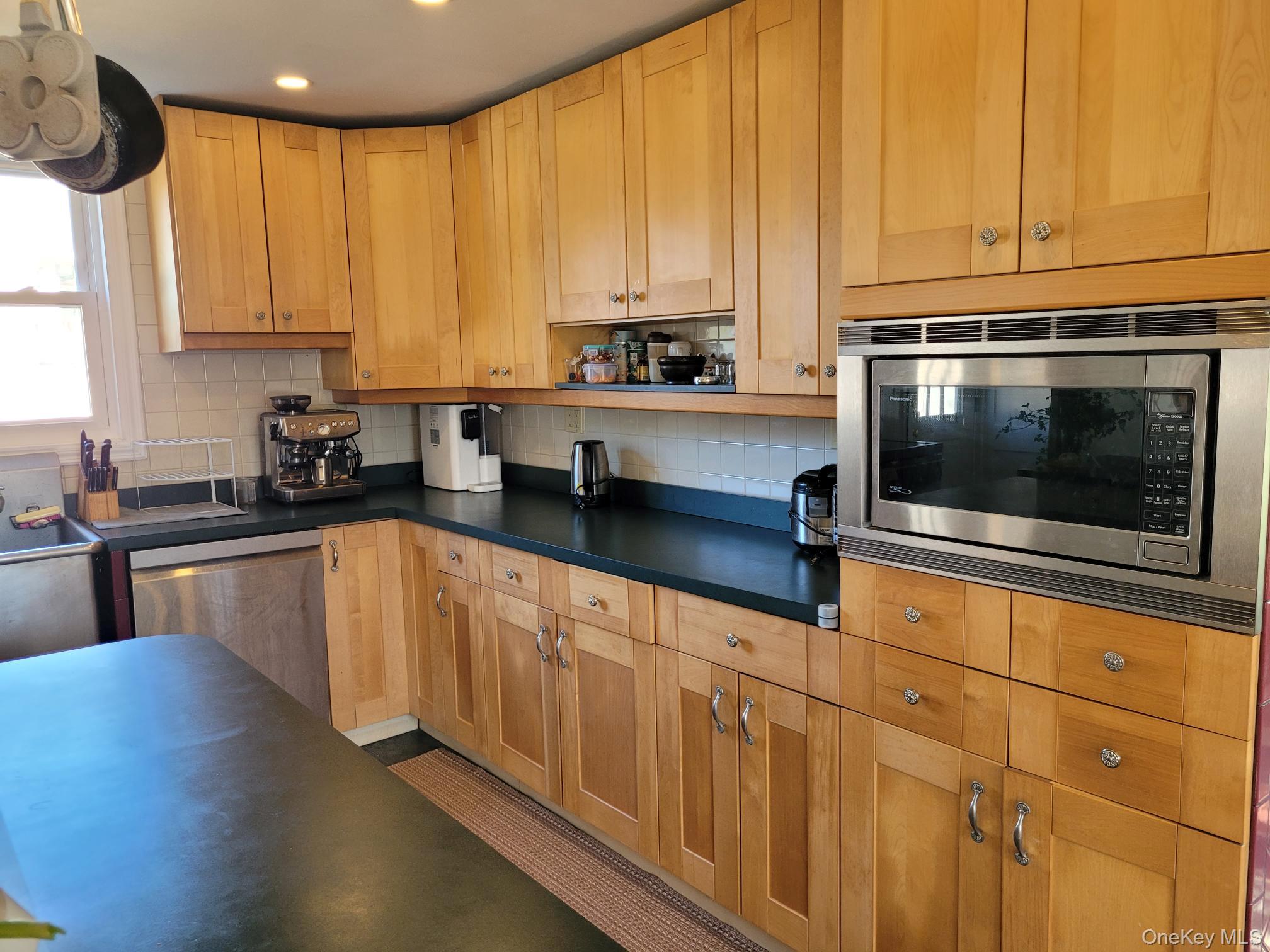 424 Centre Island Road Property Photo 10