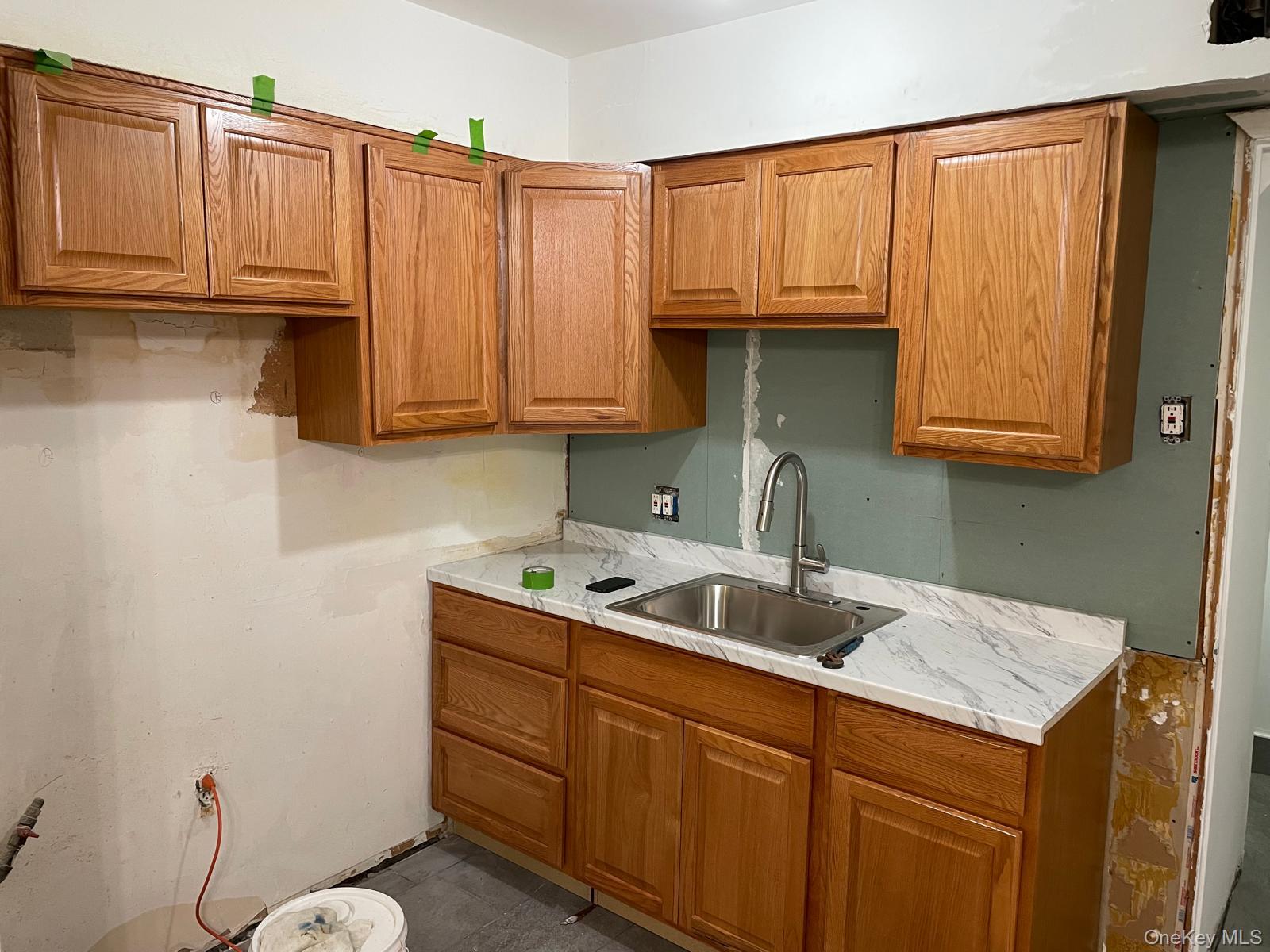 5528 98th Street Property Photo 17