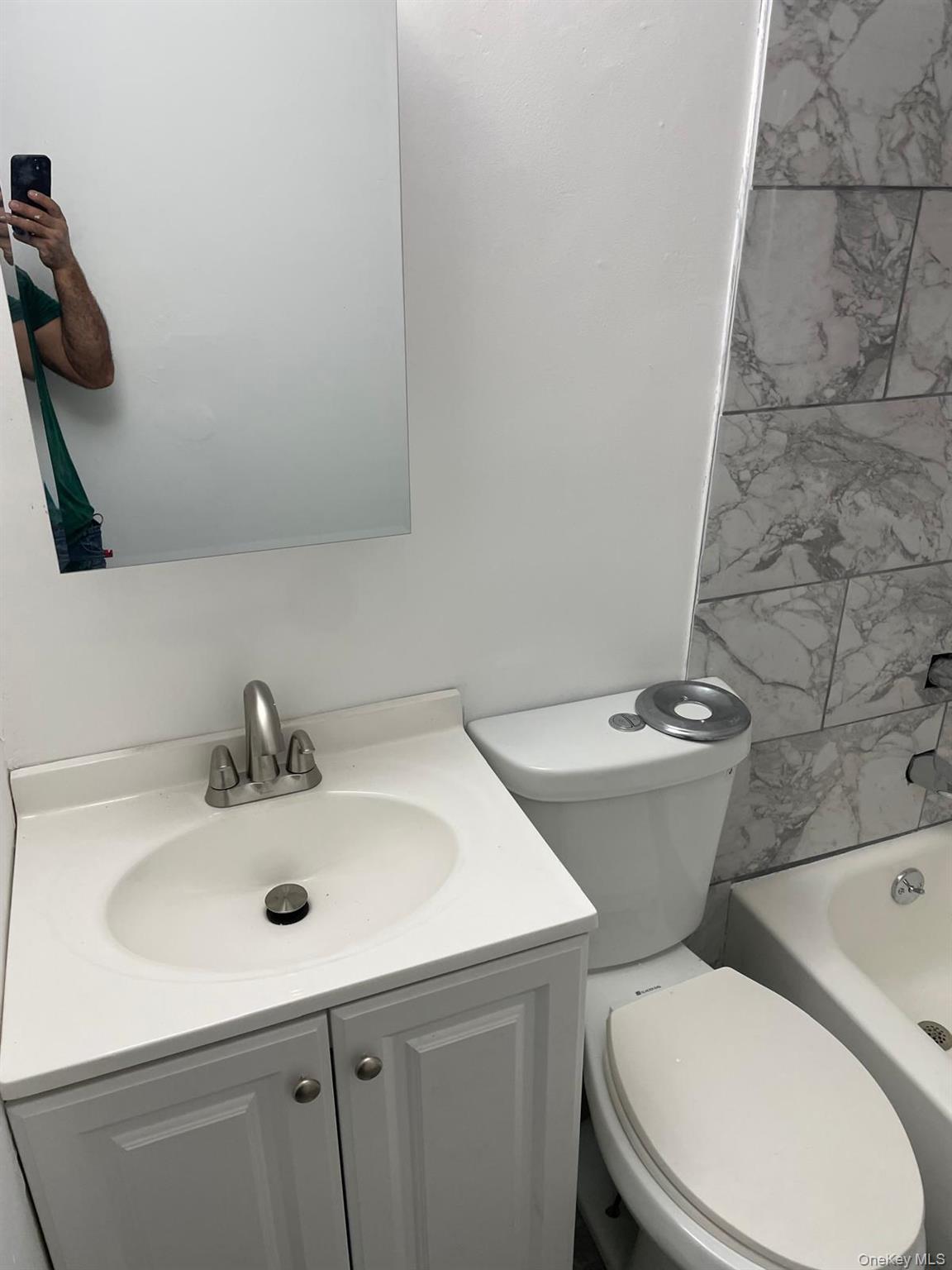 5528 98th Street Property Photo 19