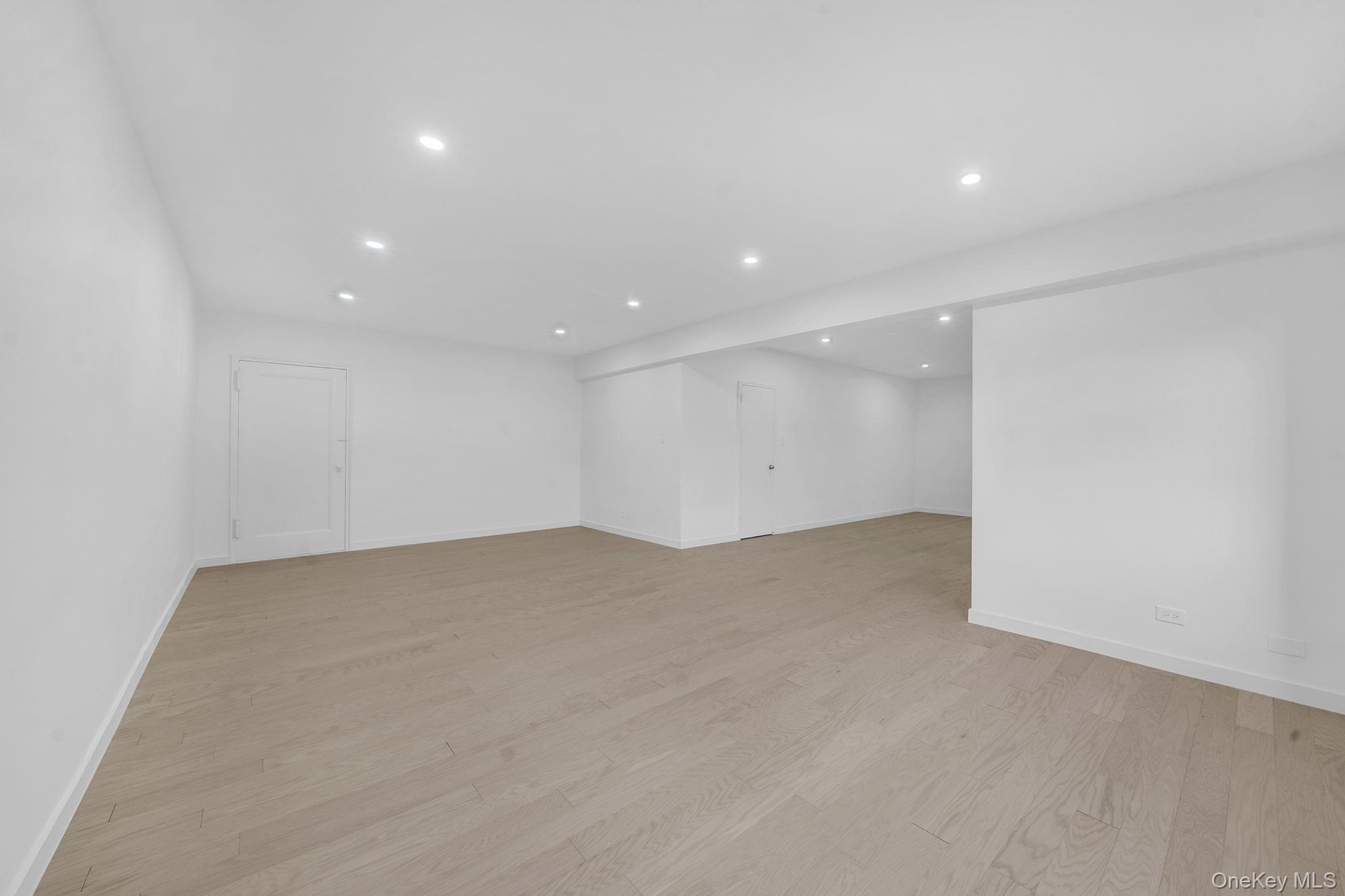 162-41 Powells Cove Boulevard 5c Property Photo 4