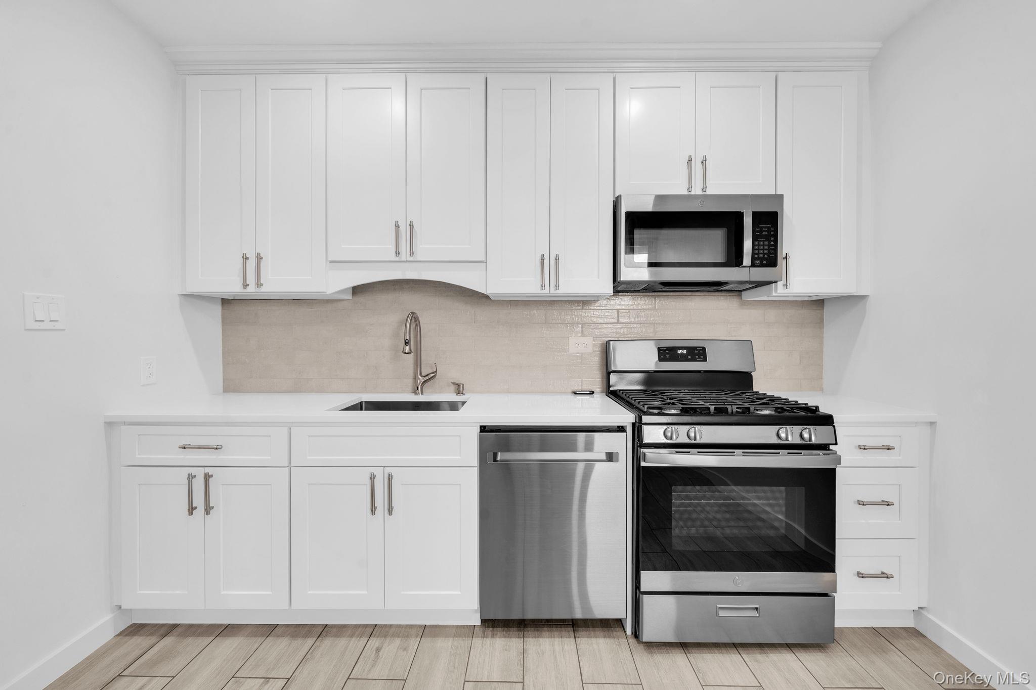 162-41 Powells Cove Boulevard 5c Property Photo 8