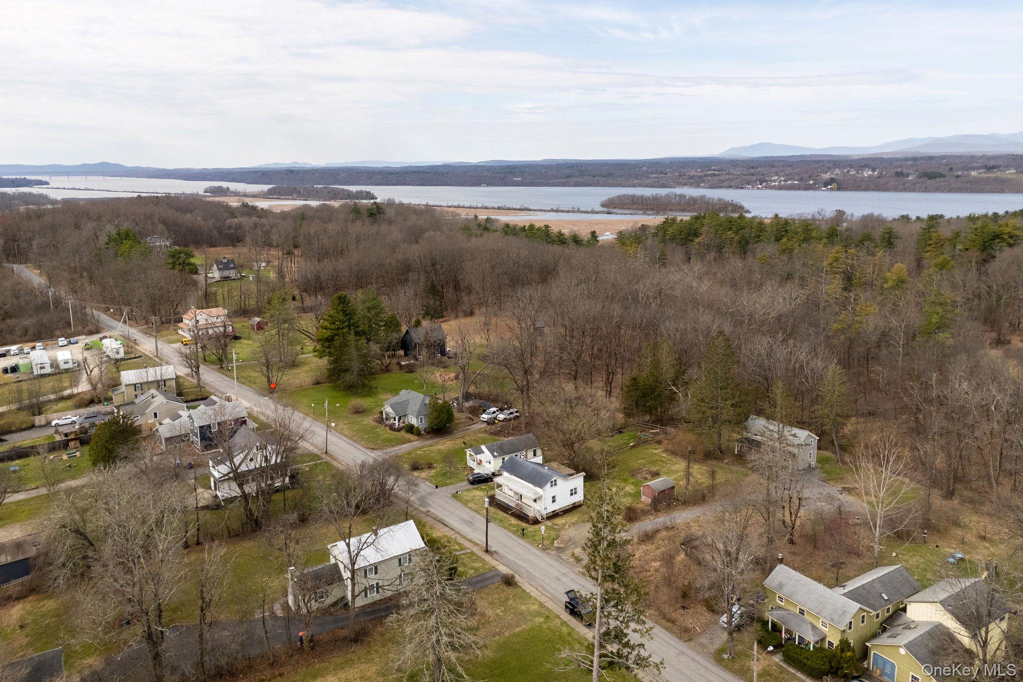 84 Montgomery Street Property Photo 2
