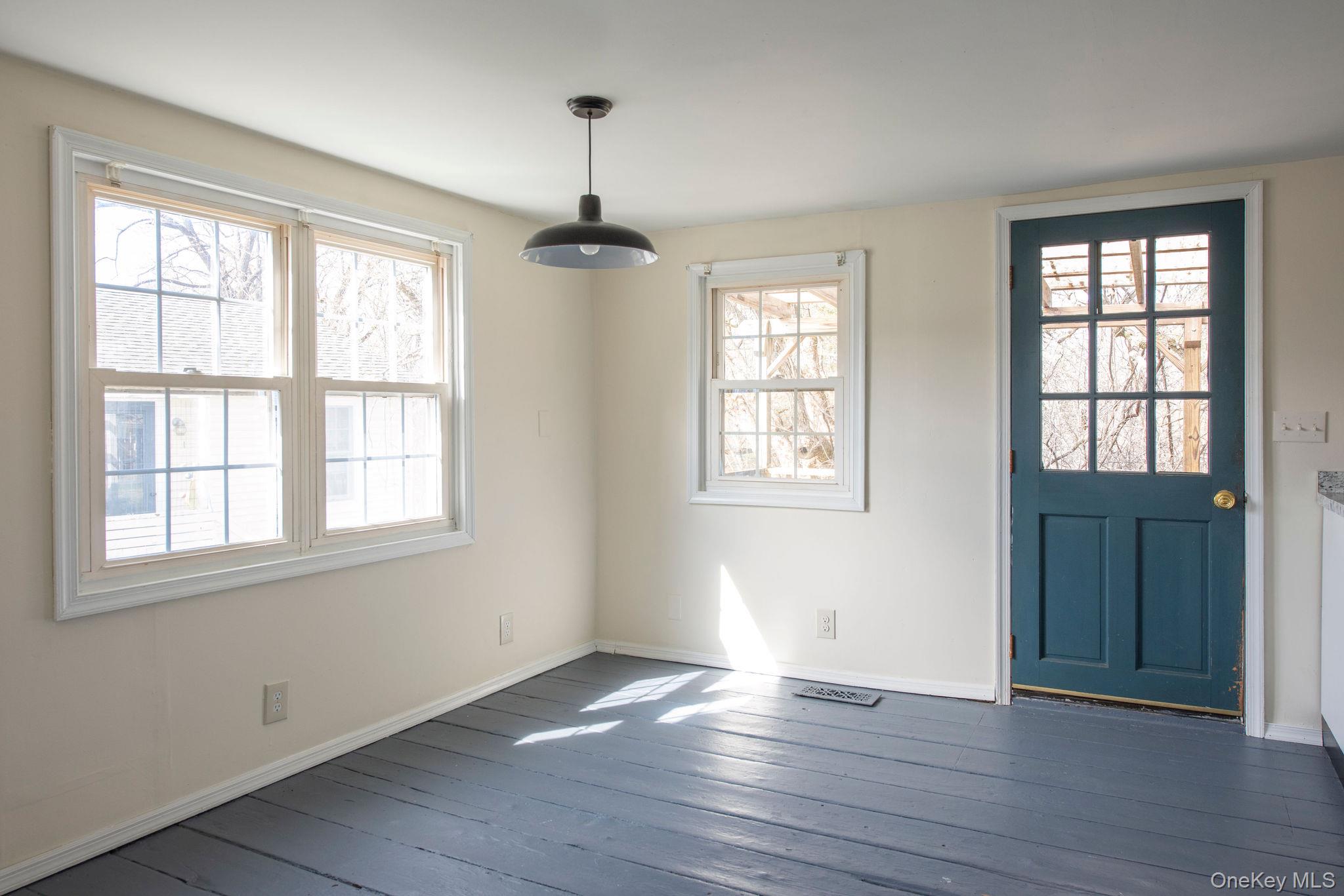 84 Montgomery Street Property Photo 8