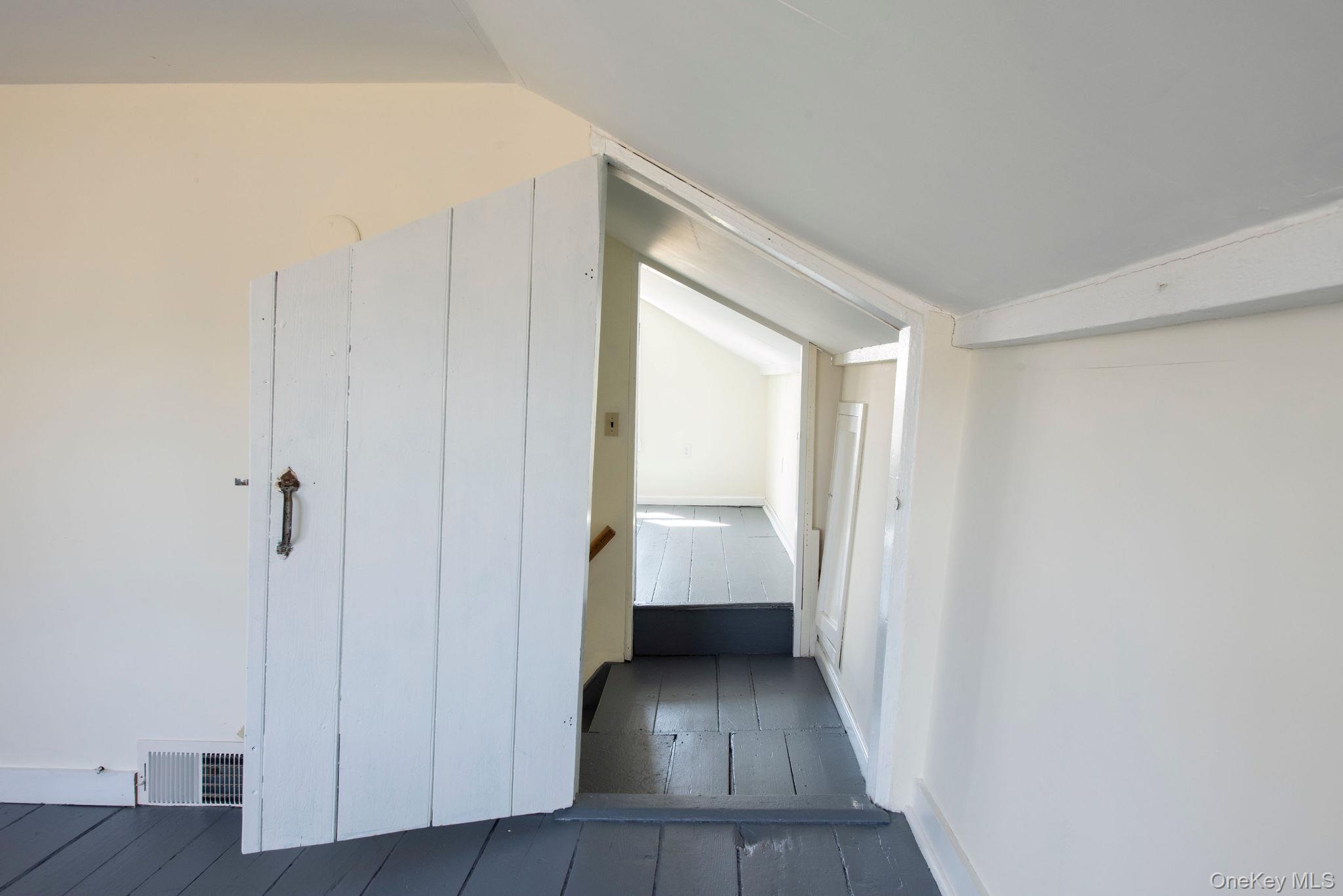 84 Montgomery Street Property Photo 24