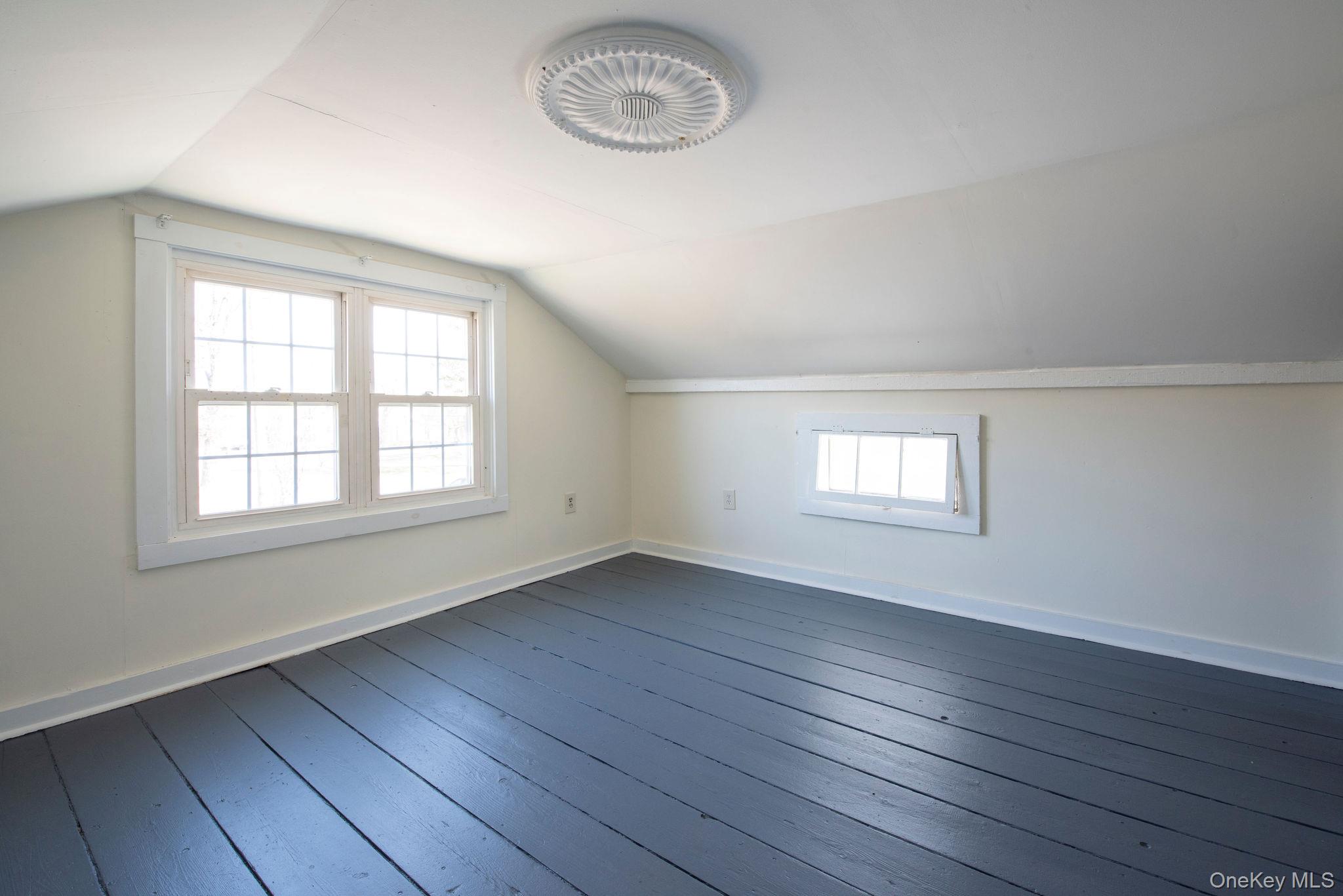 84 Montgomery Street Property Photo 26