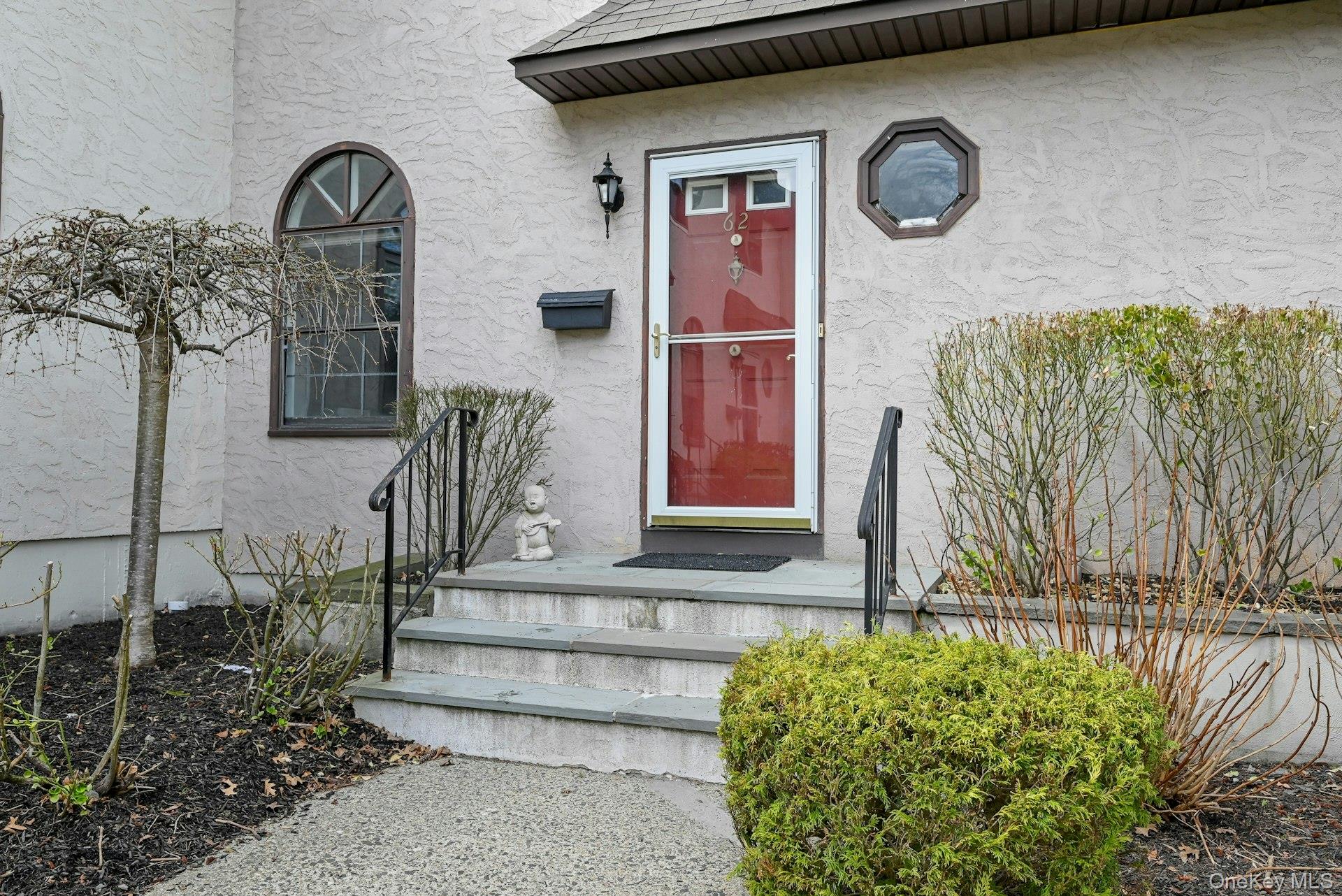 62 Somerset Drive Property Photo 2