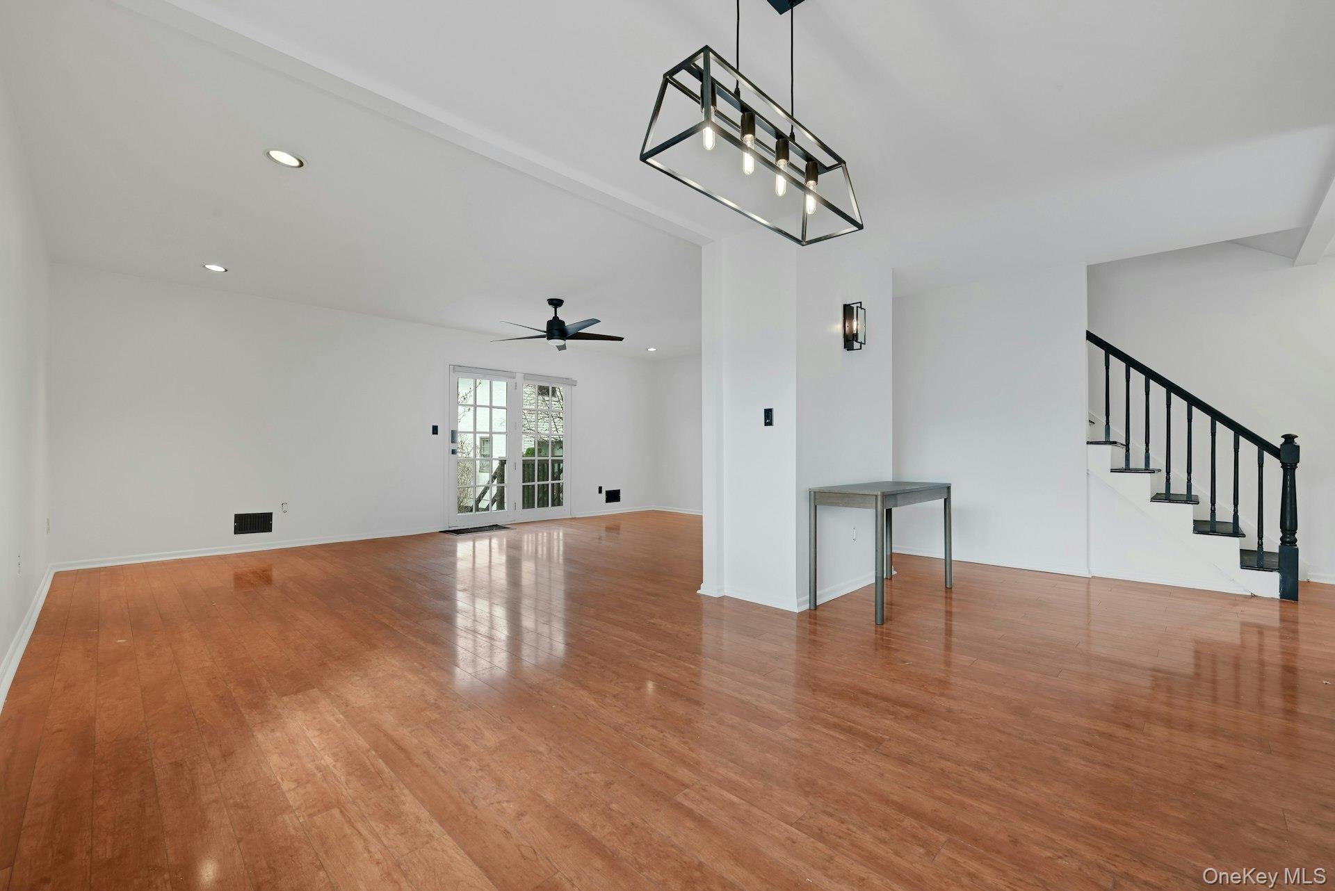 62 Somerset Drive Property Photo 5