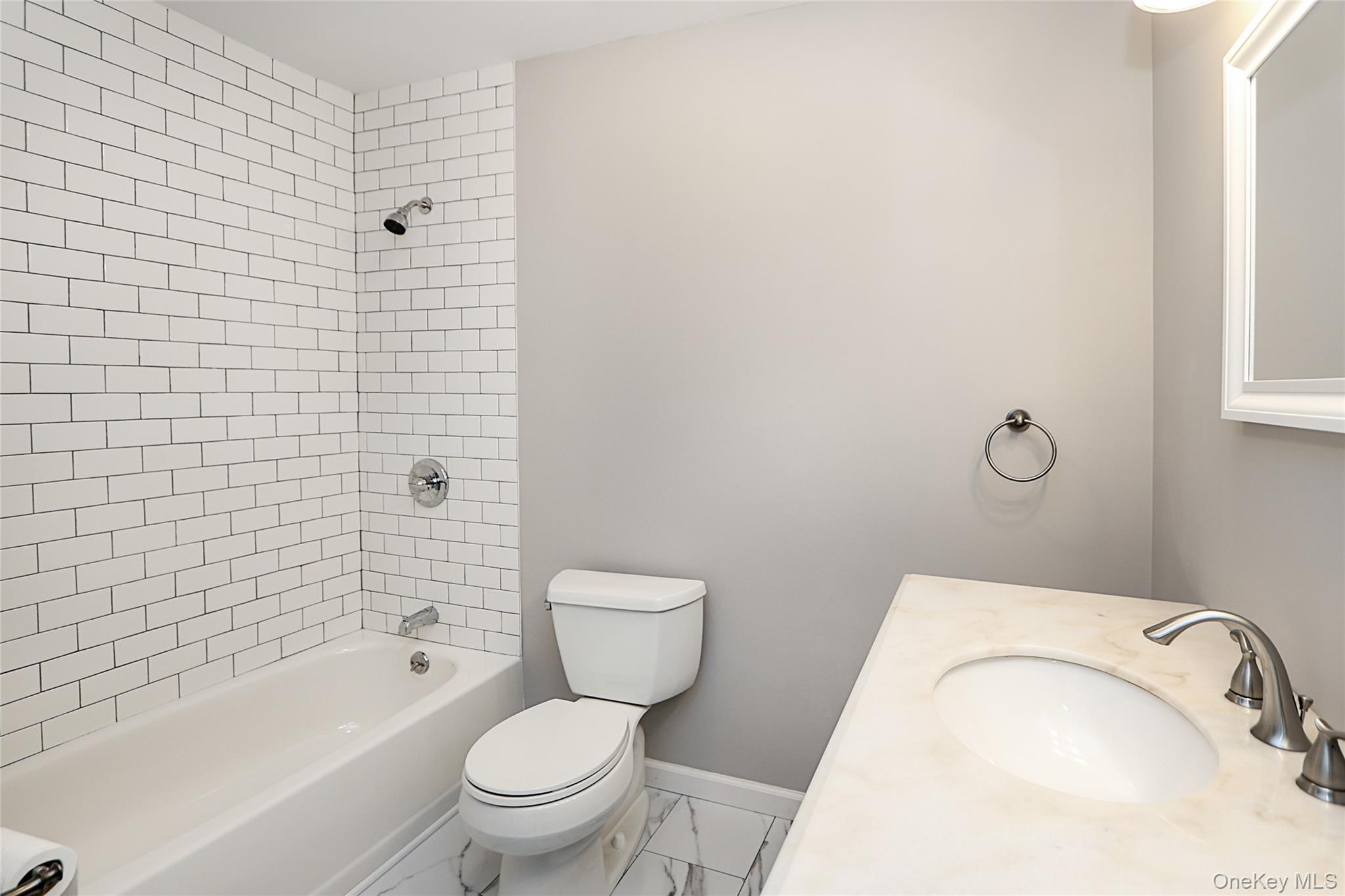 20-22 Broadlawn Drive Property Photo 33