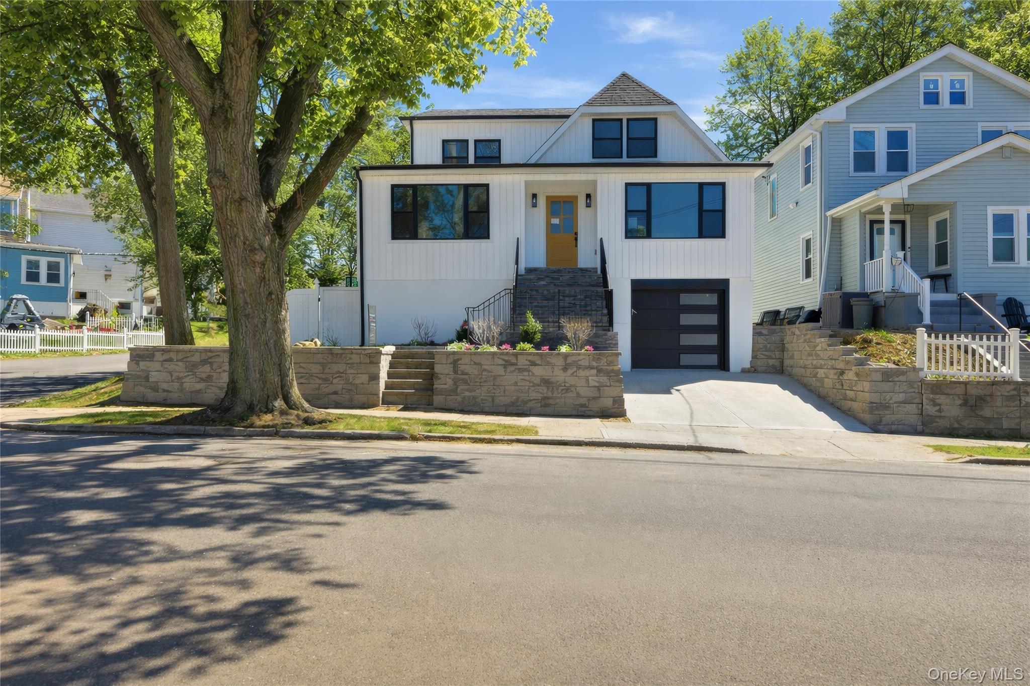 8 Hunt Avenue Property Photo 2