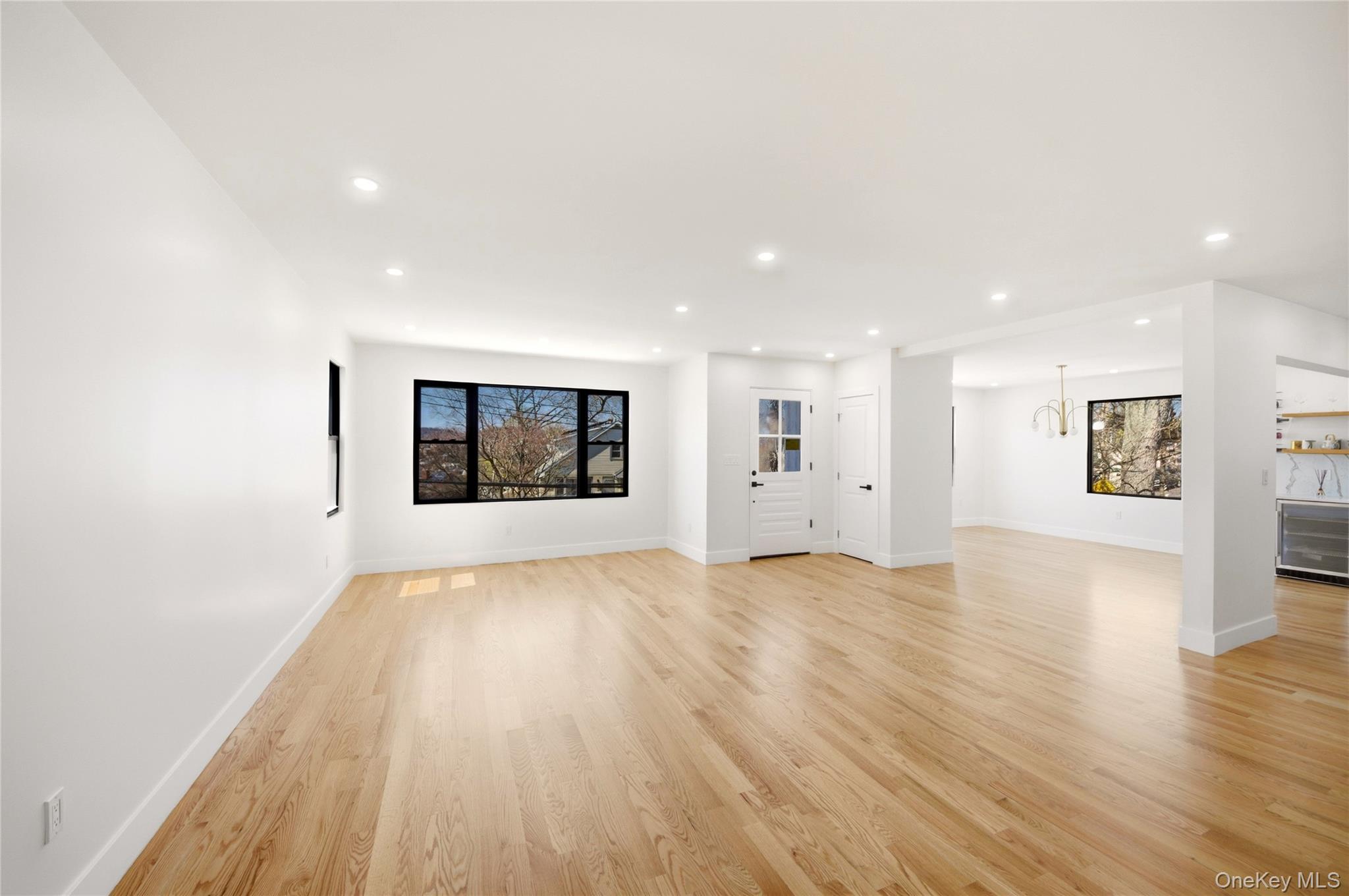 8 Hunt Avenue Property Photo 6