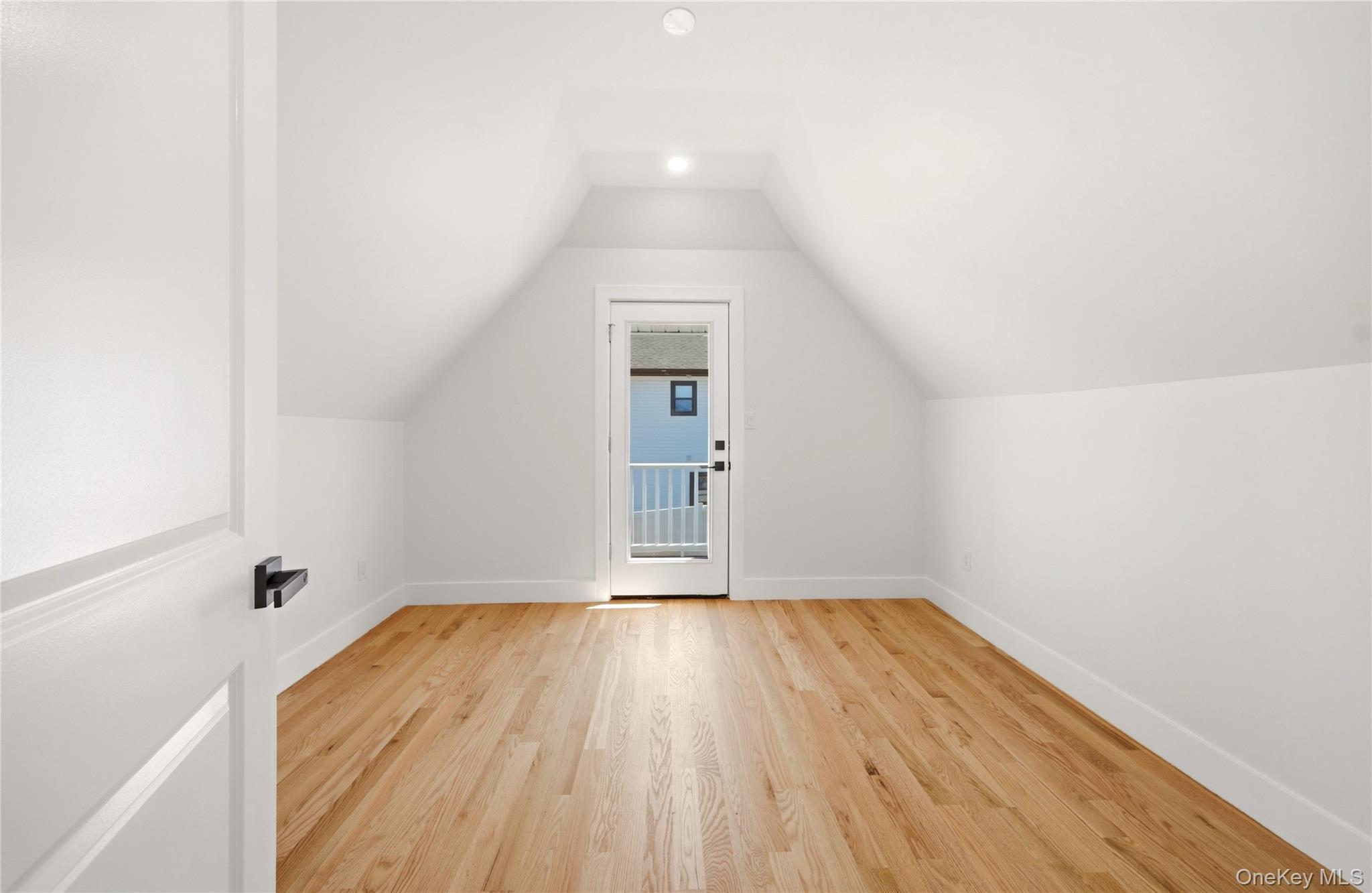 8 Hunt Avenue Property Photo 20