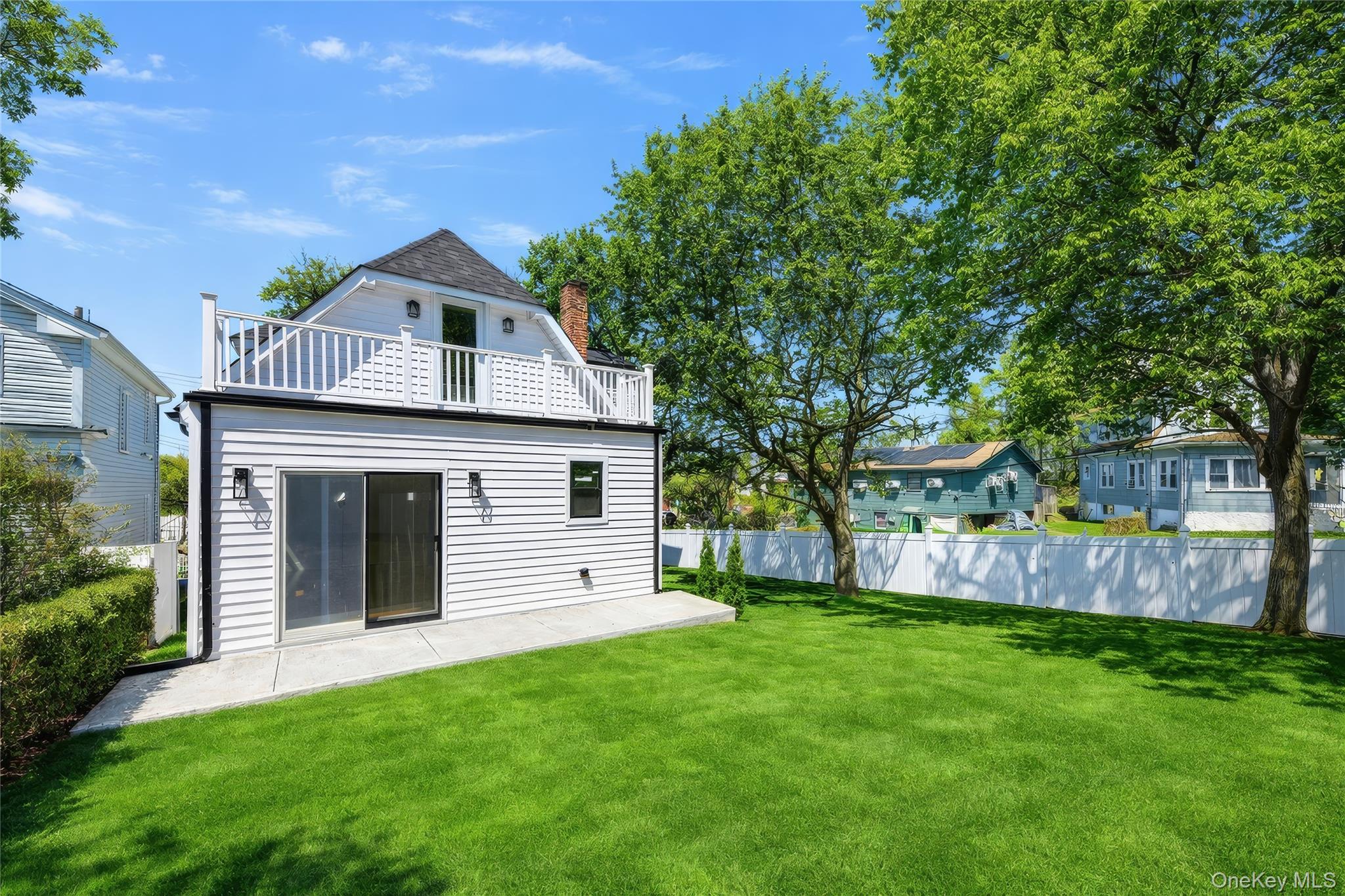 8 Hunt Avenue Property Photo 32