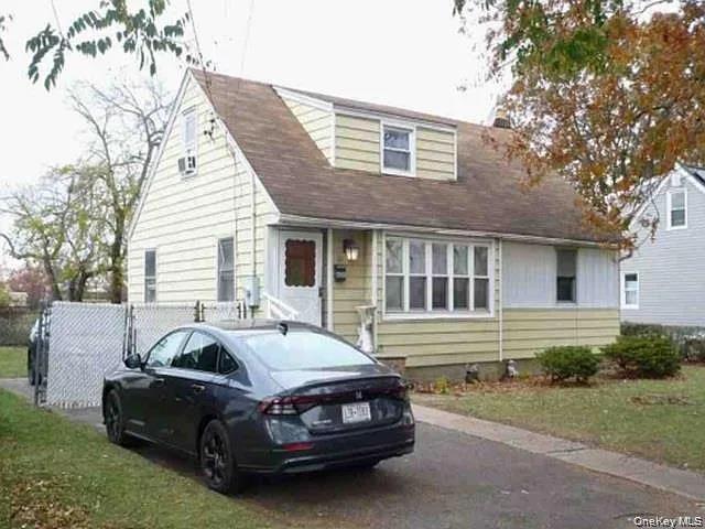 650 Winthrop Drive Property Photo 1