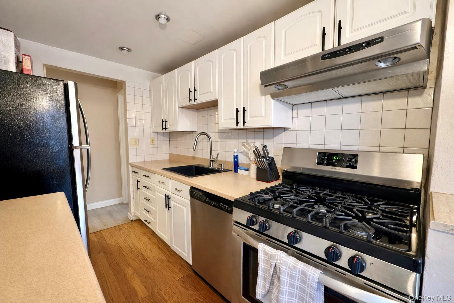 245 Rumsey Road 3e Property Photo 9