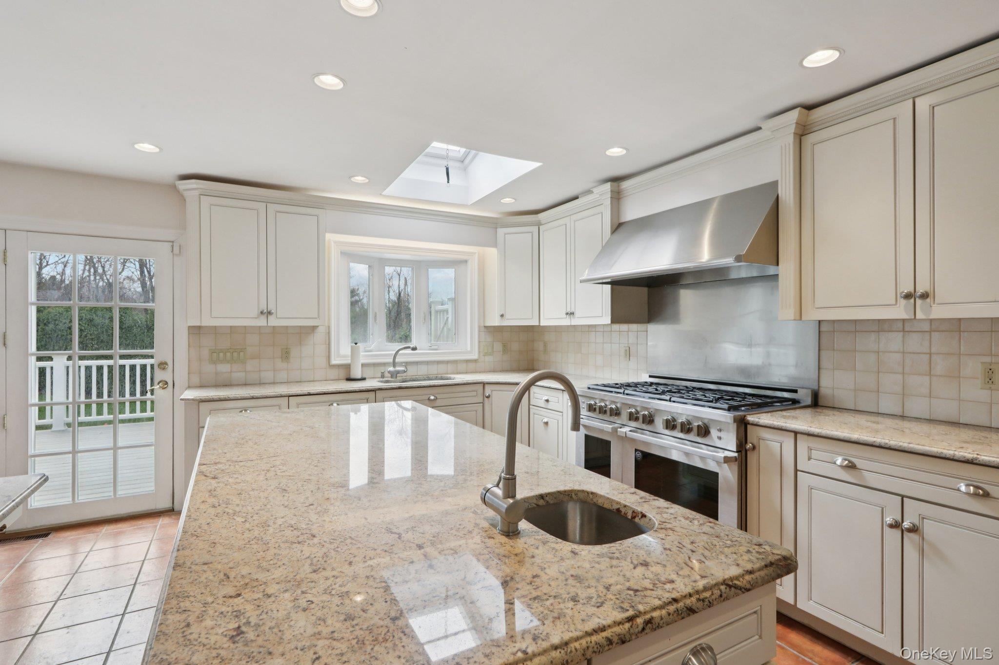 17 Rolling Ridge Road Property Photo 7