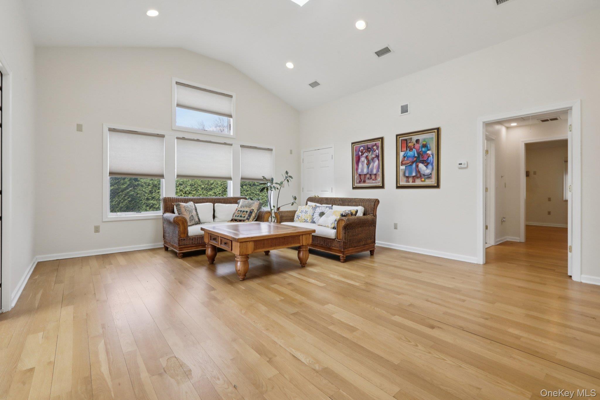 17 Rolling Ridge Road Property Photo 16