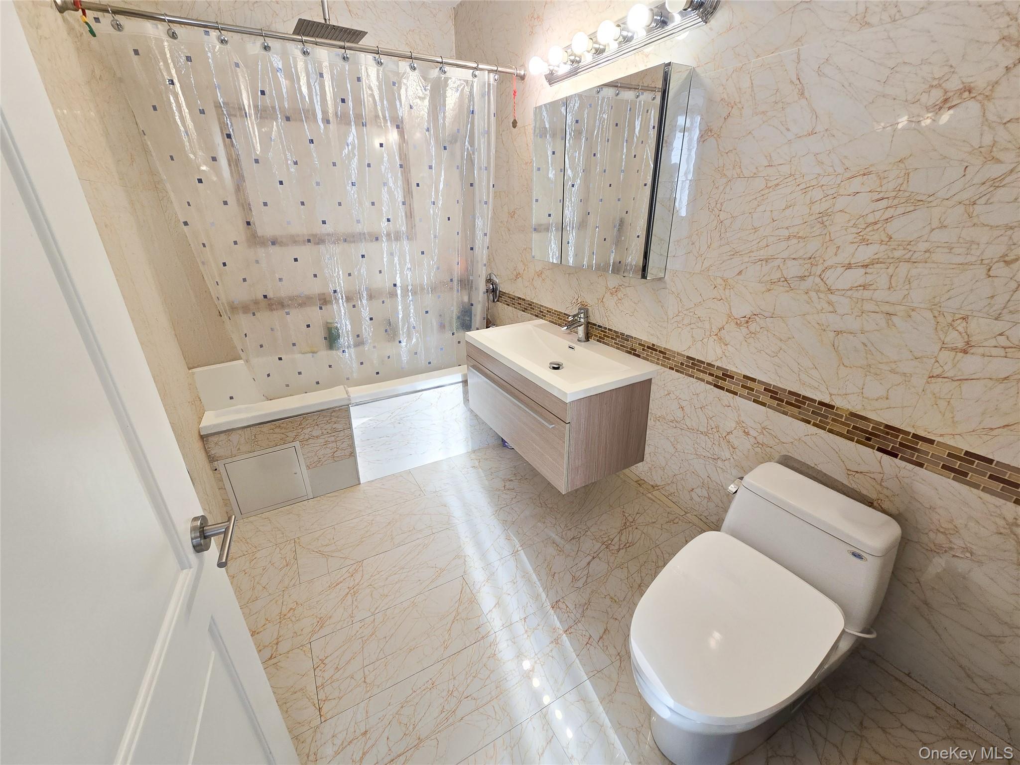63-36 99 Sreet 8c Property Photo 14