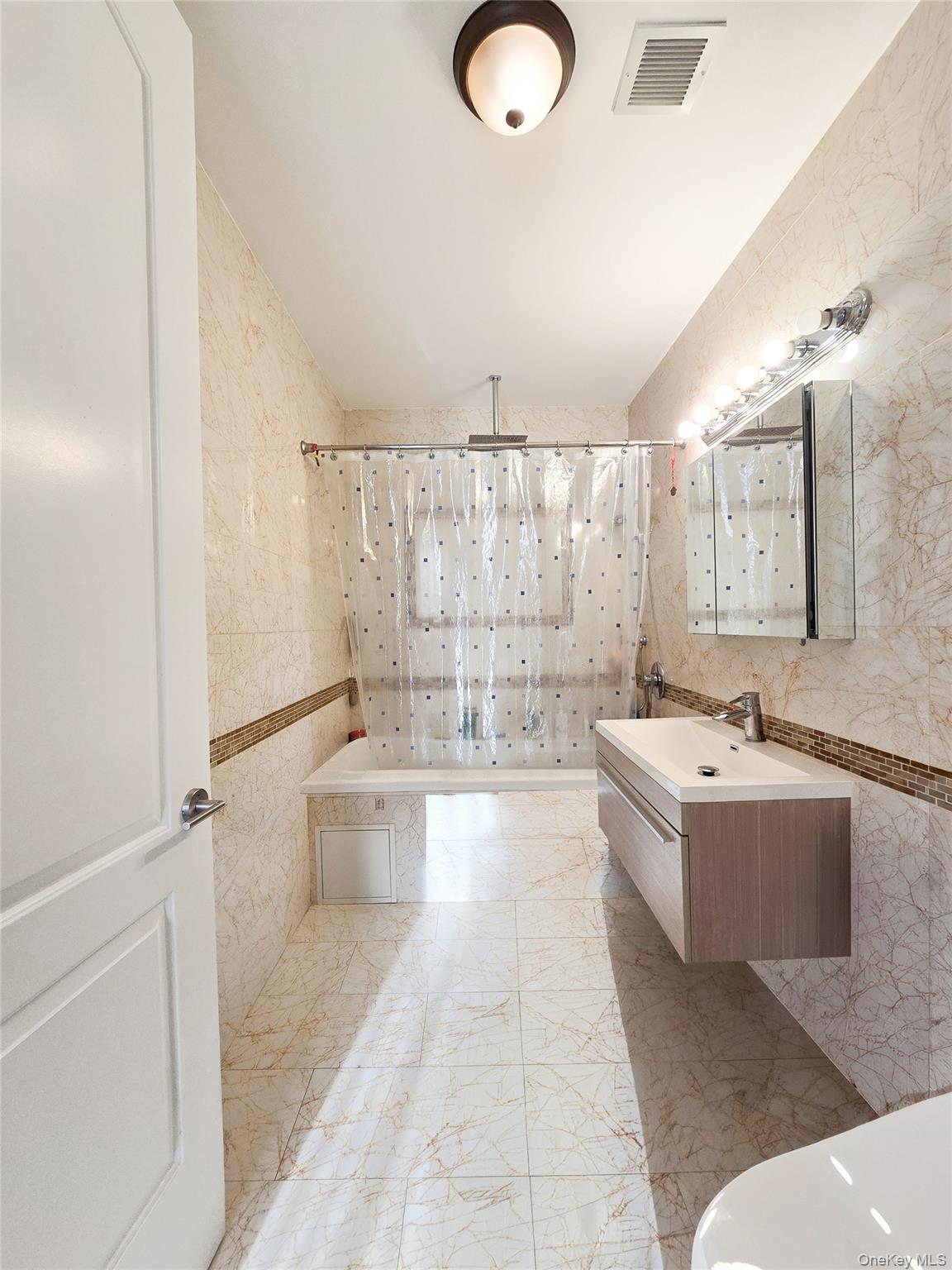 63-36 99 Sreet 8c Property Photo 15