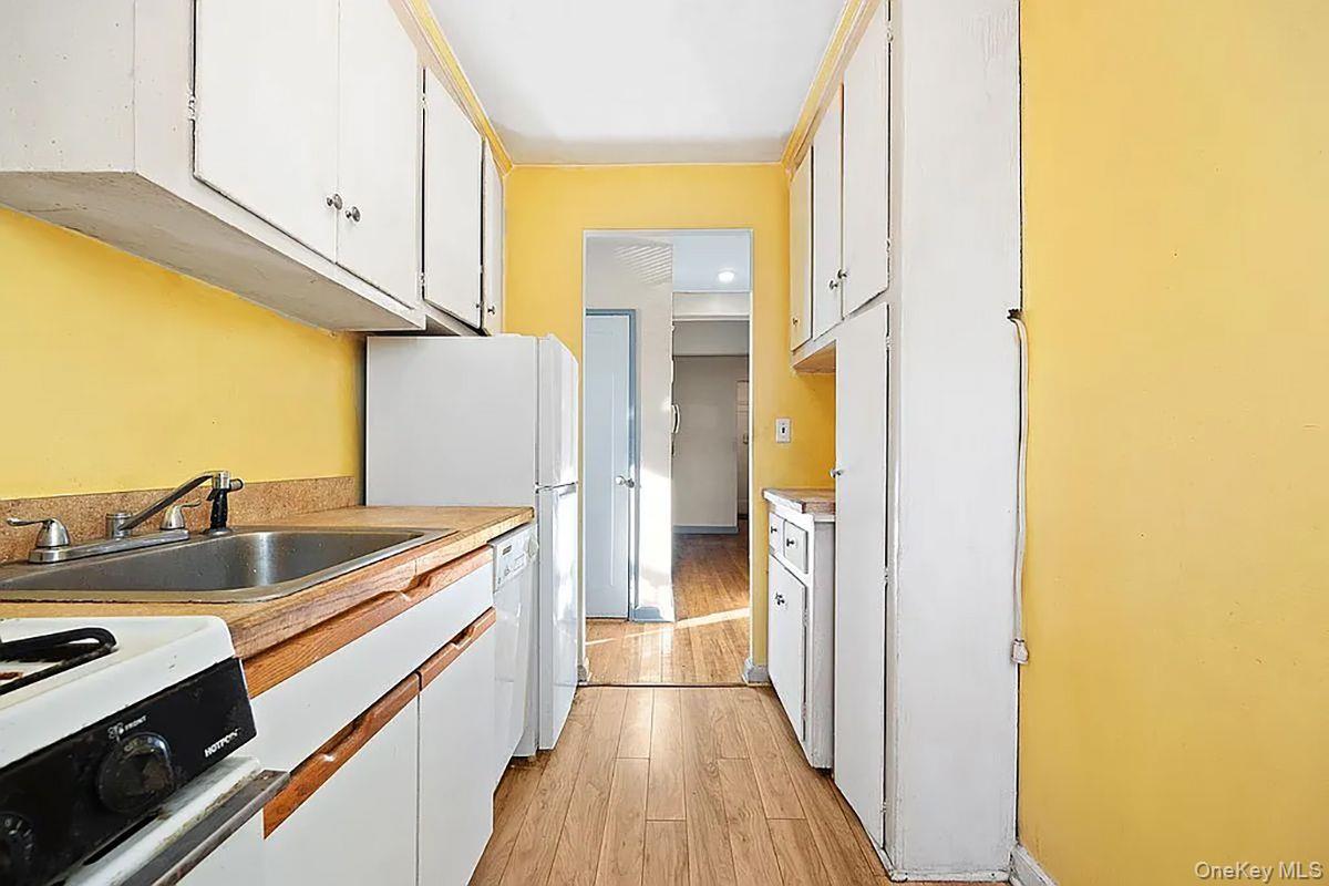 99-63 66th Avenue B18 Property Photo 2