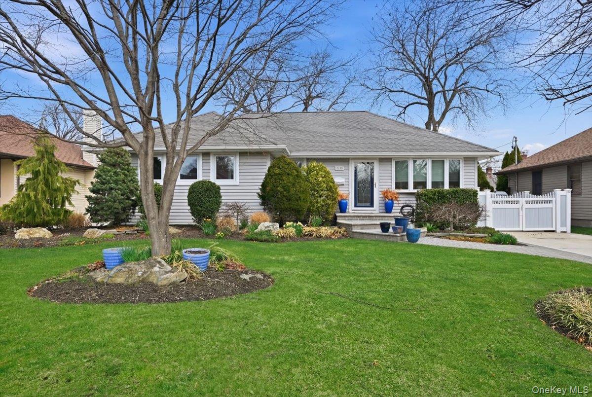2953 Kinloch Road Property Photo 1