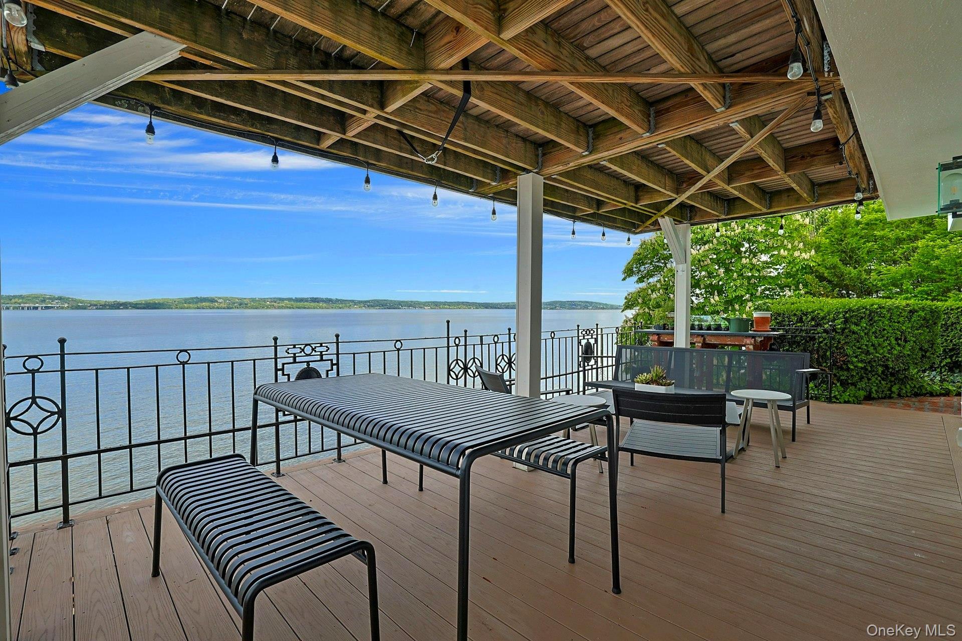 88 River Road Property Photo 17