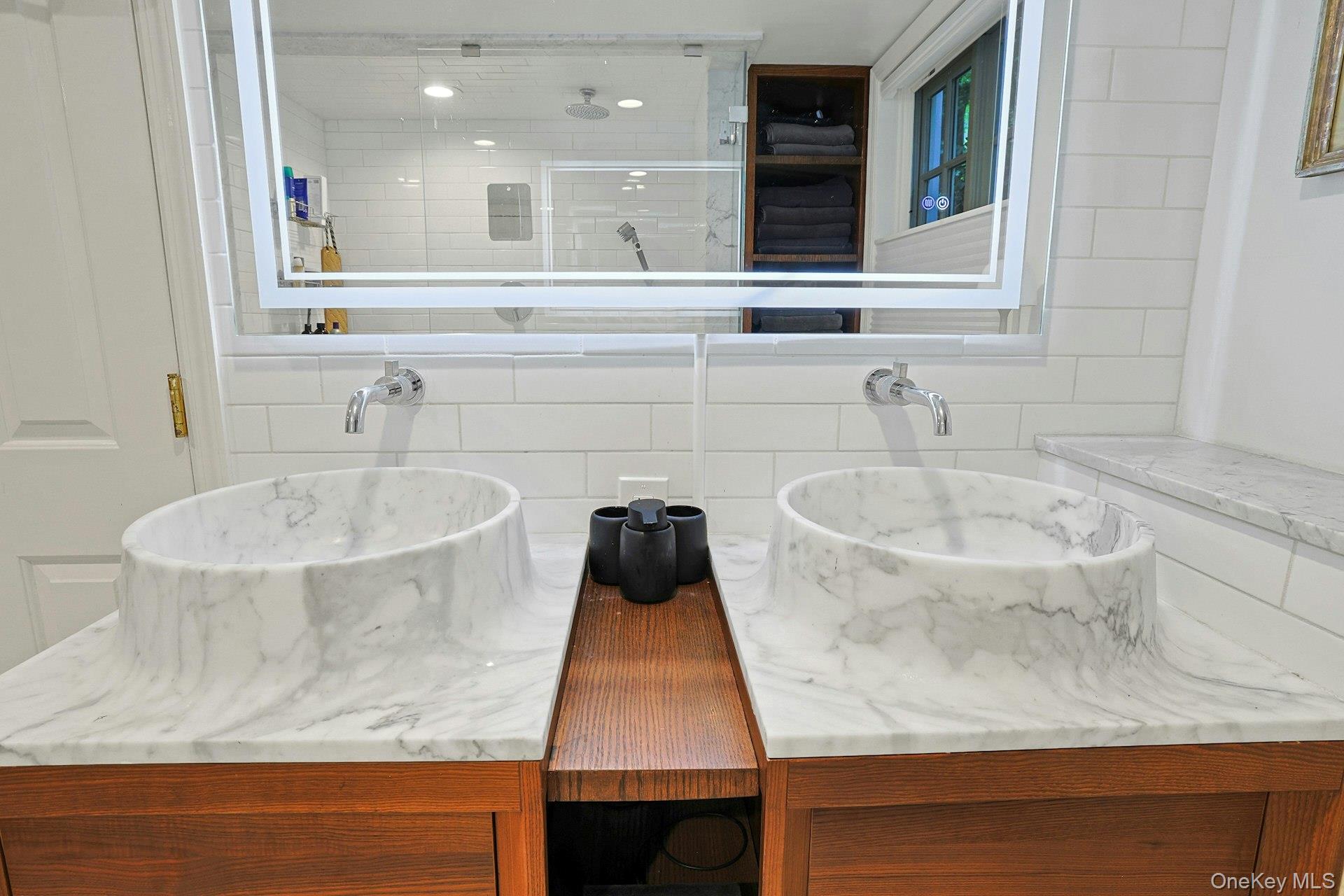 88 River Road Property Photo 38