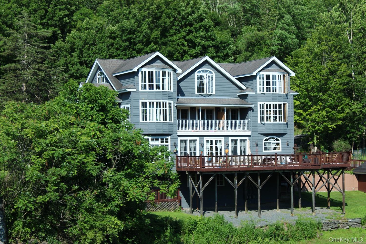 4223 Ny State Route 97 Property Photo 1
