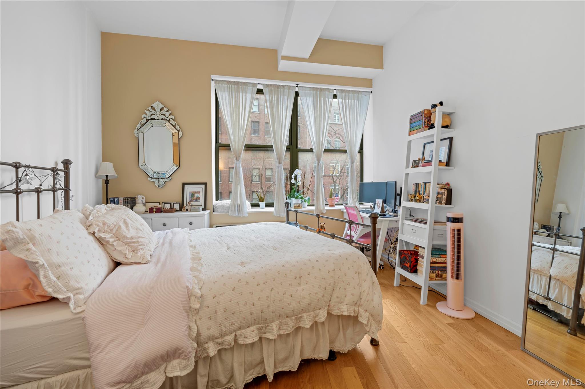 99 John Street 626 Property Photo 8