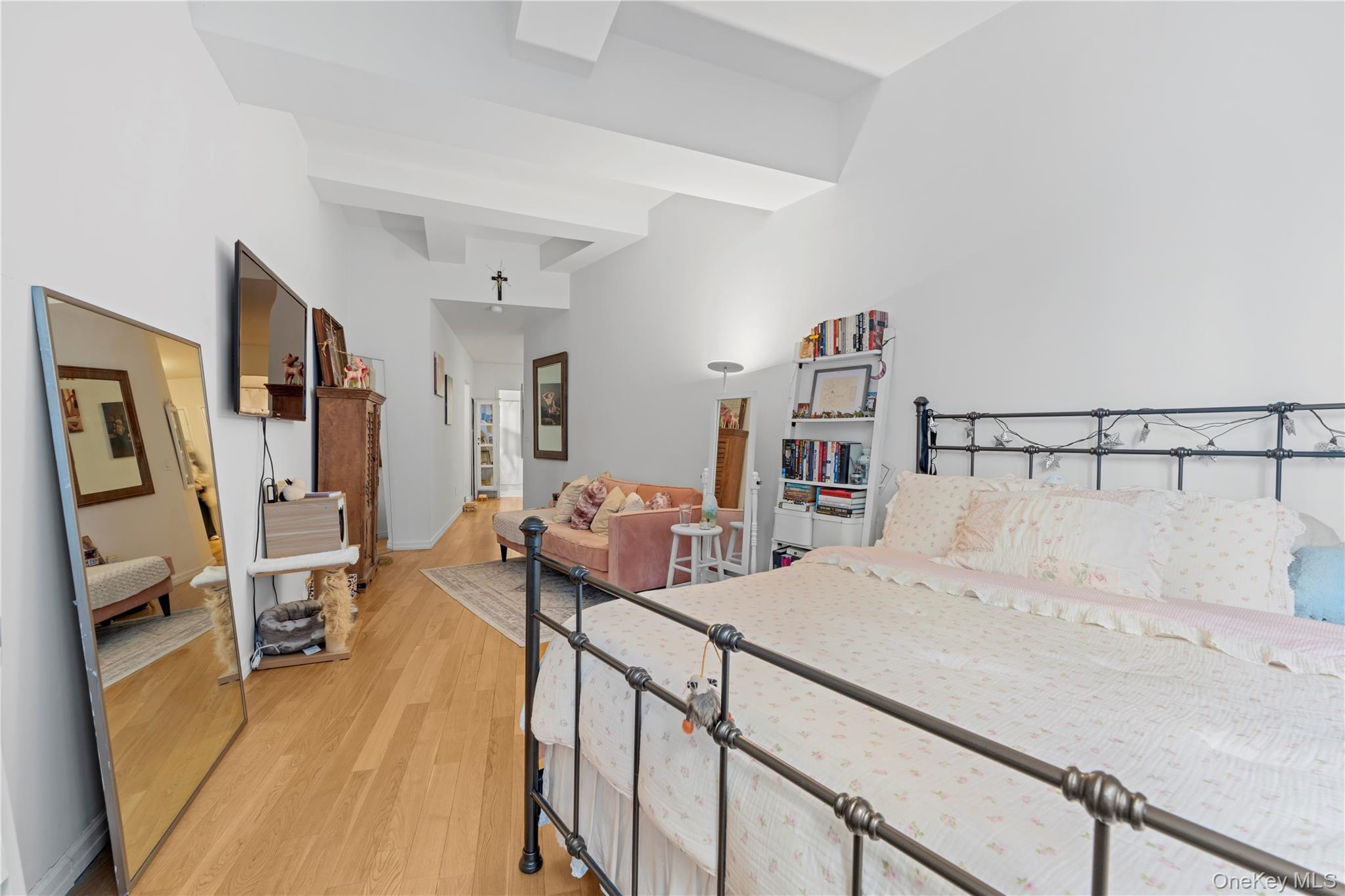 99 John Street 626 Property Photo 9