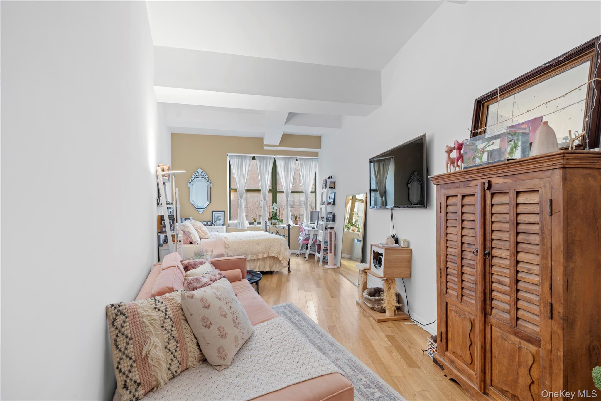99 John Street 626 Property Photo 12