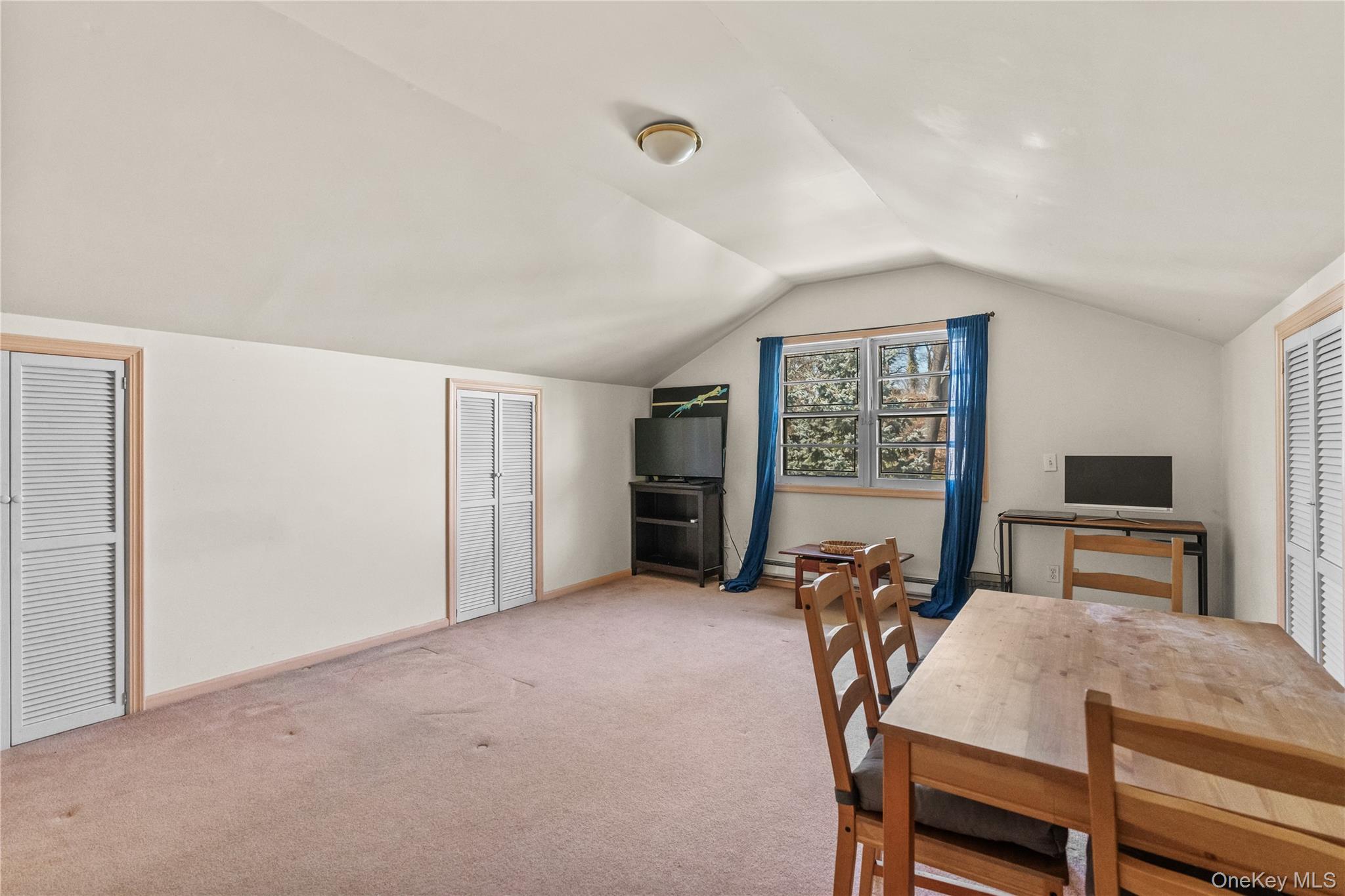 18 Devon Road Property Photo 24