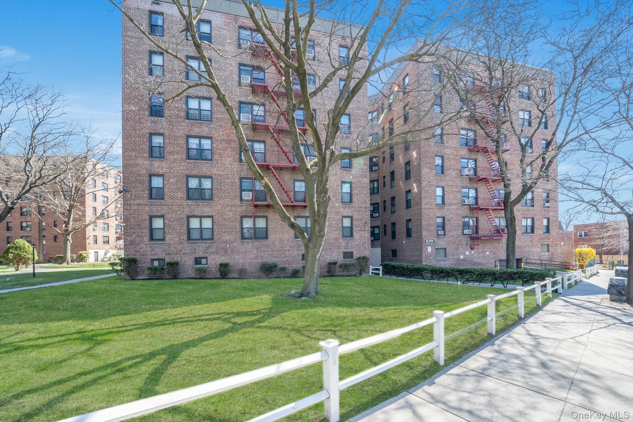 83-85 Woodhaven Boulevard 3L Property Photo 1