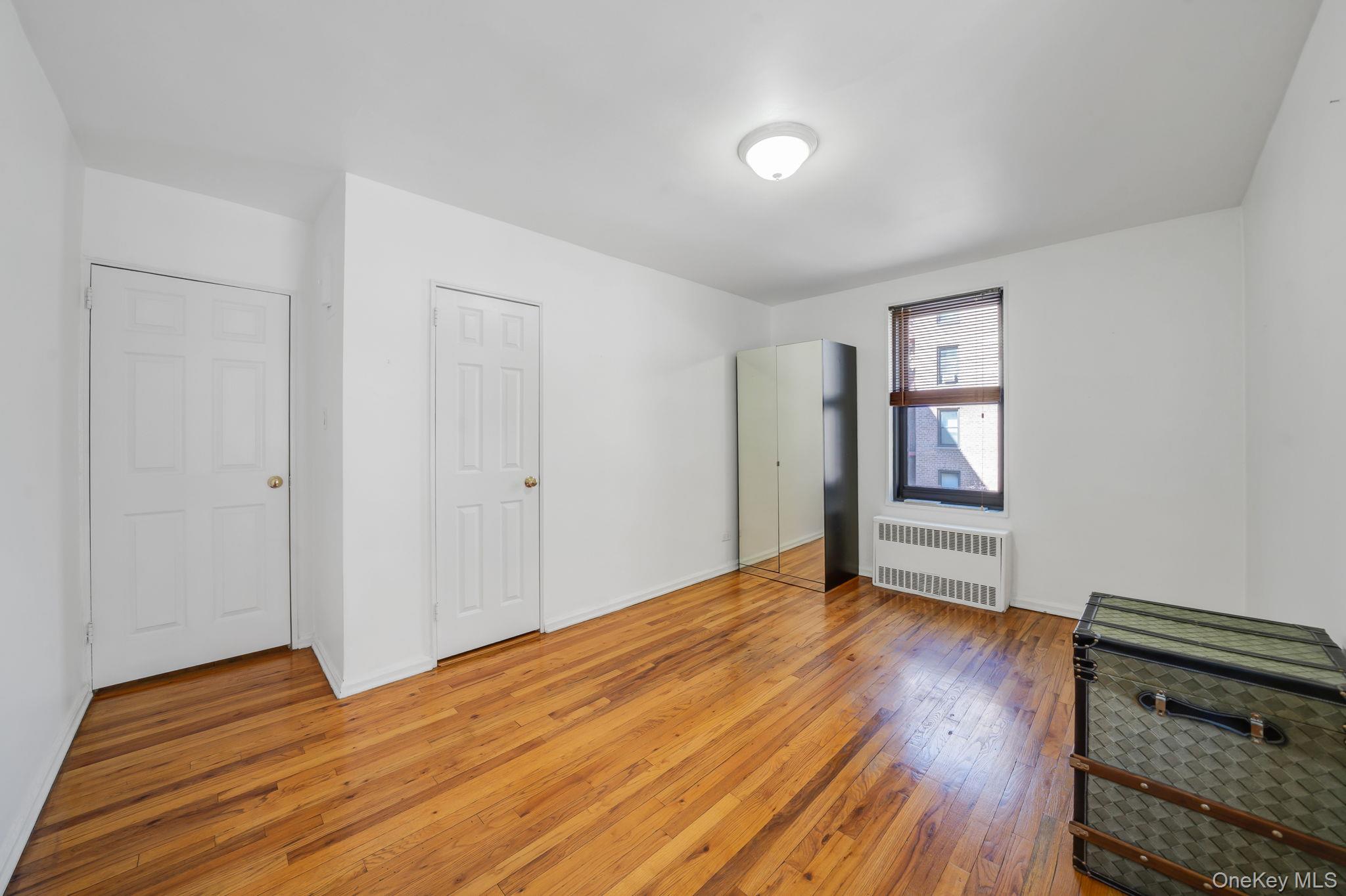 83-85 Woodhaven Boulevard 3l Property Photo 9