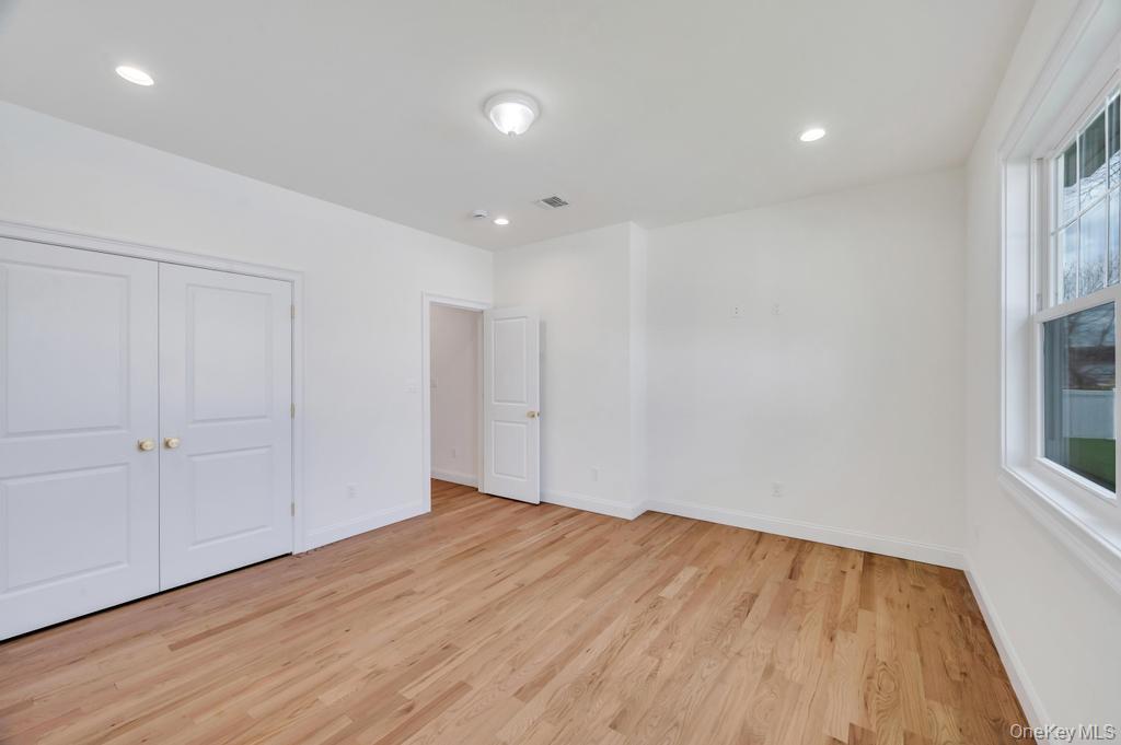 89 West Avenue Property Photo 19