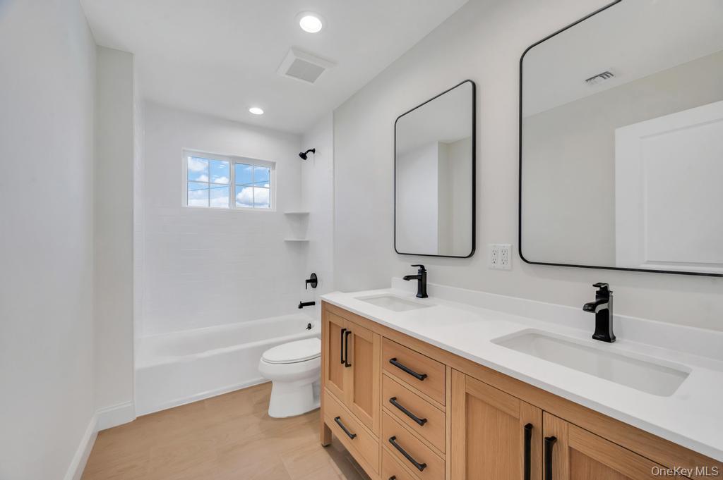 89 West Avenue Property Photo 28