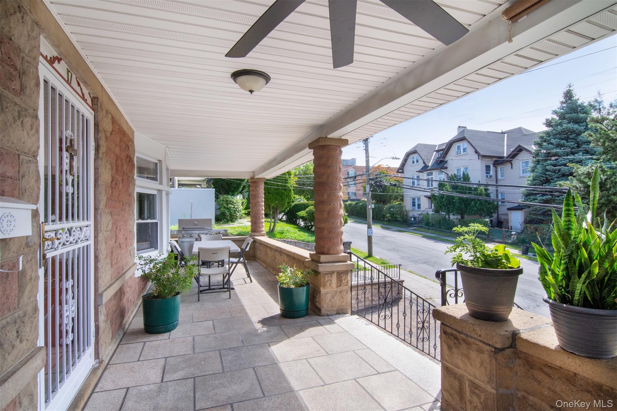 17 Lake Avenue Property Photo 3