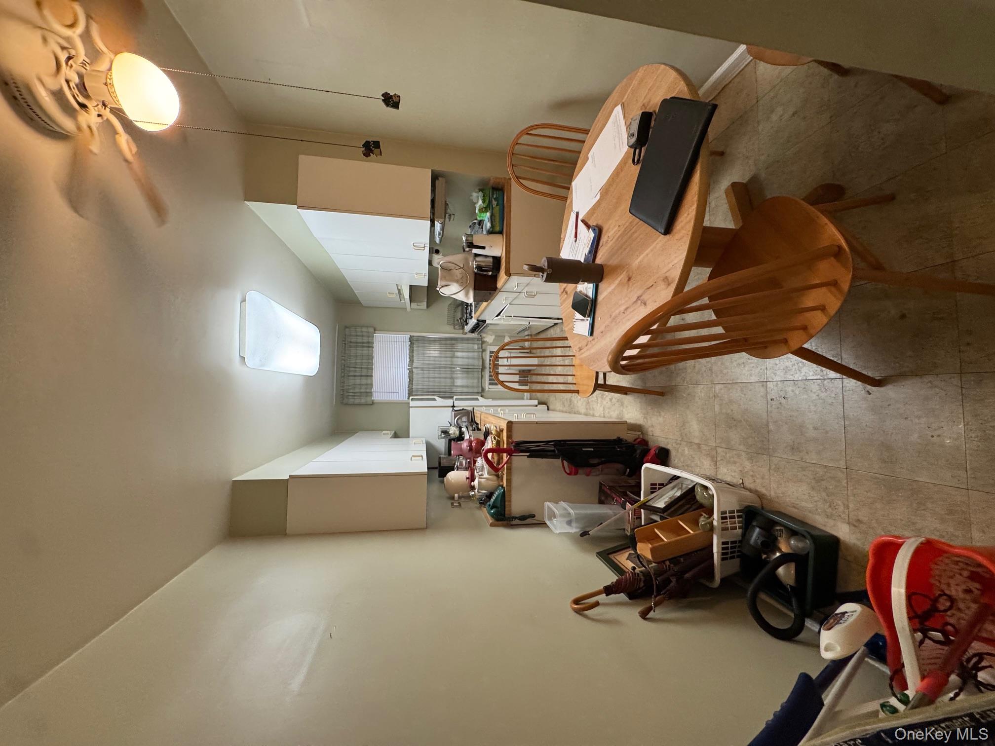 221 Mcdonald 1g Property Photo 12