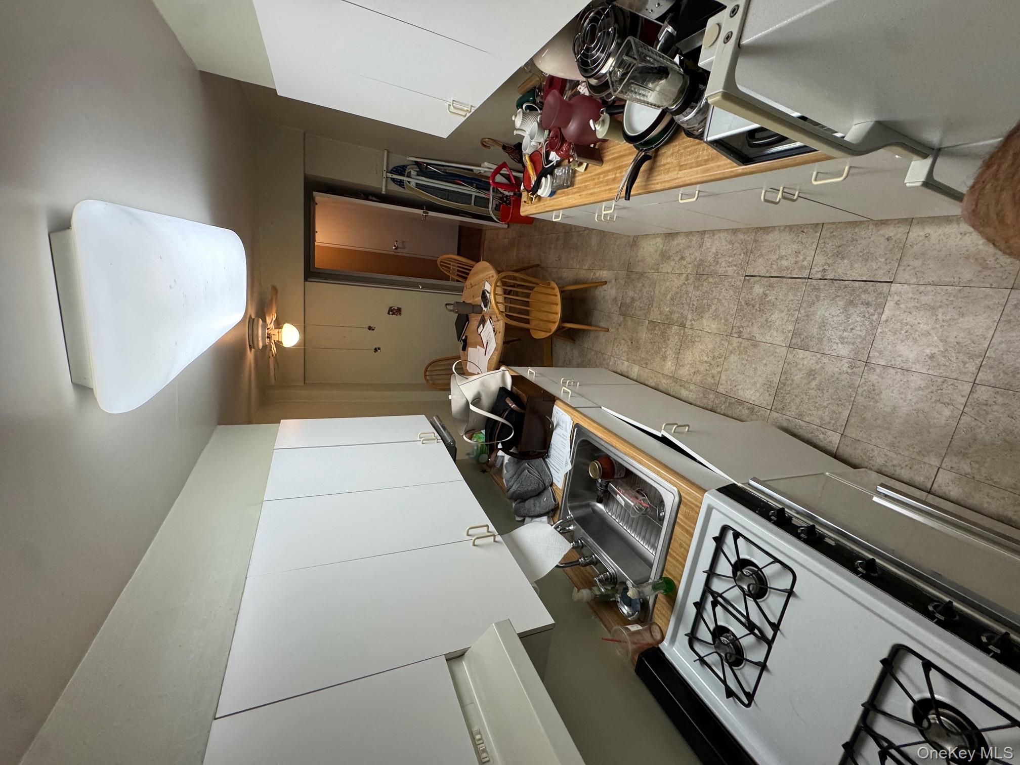 221 Mcdonald 1g Property Photo 13