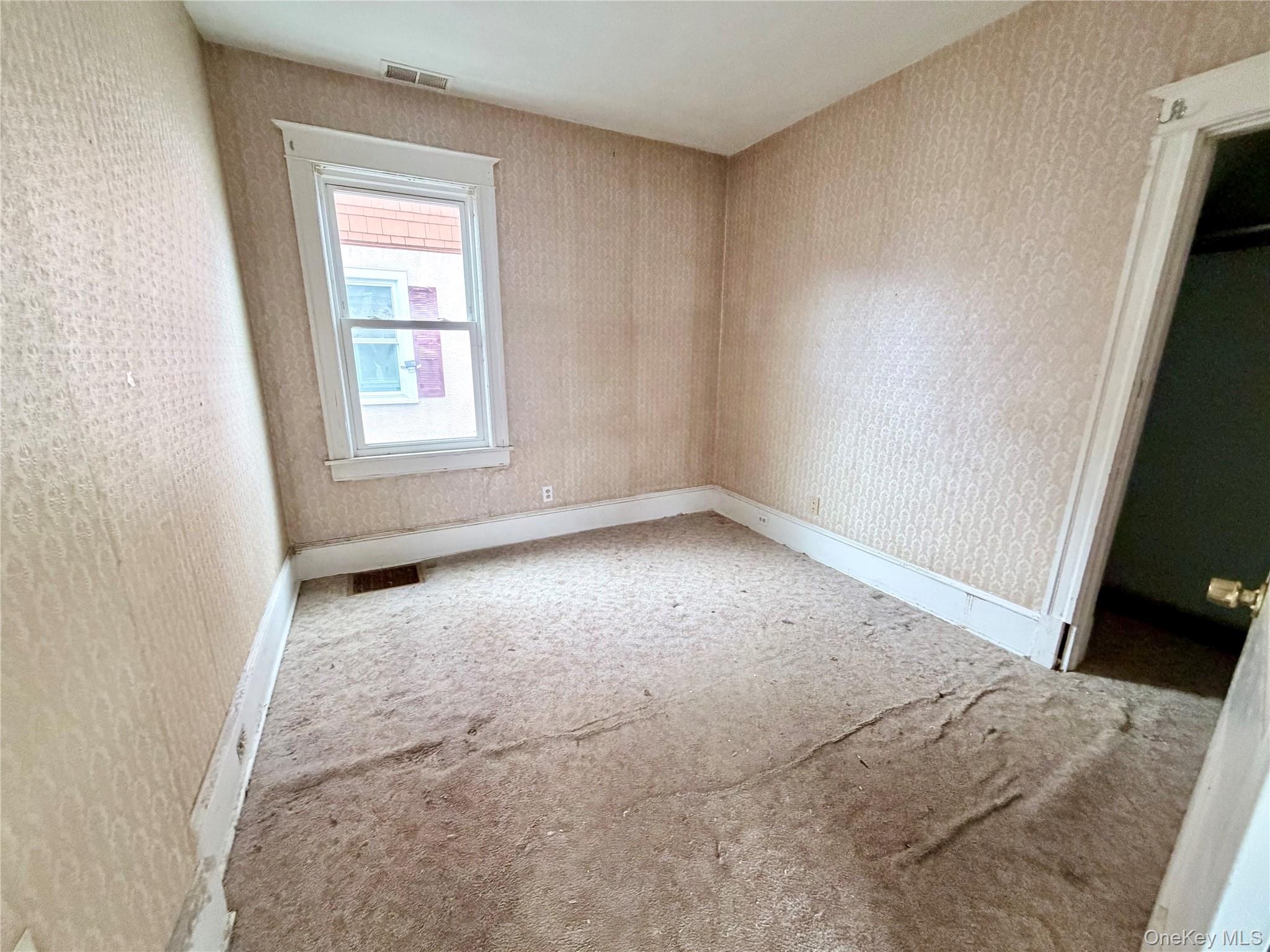 9 Edgar Street Property Photo 11