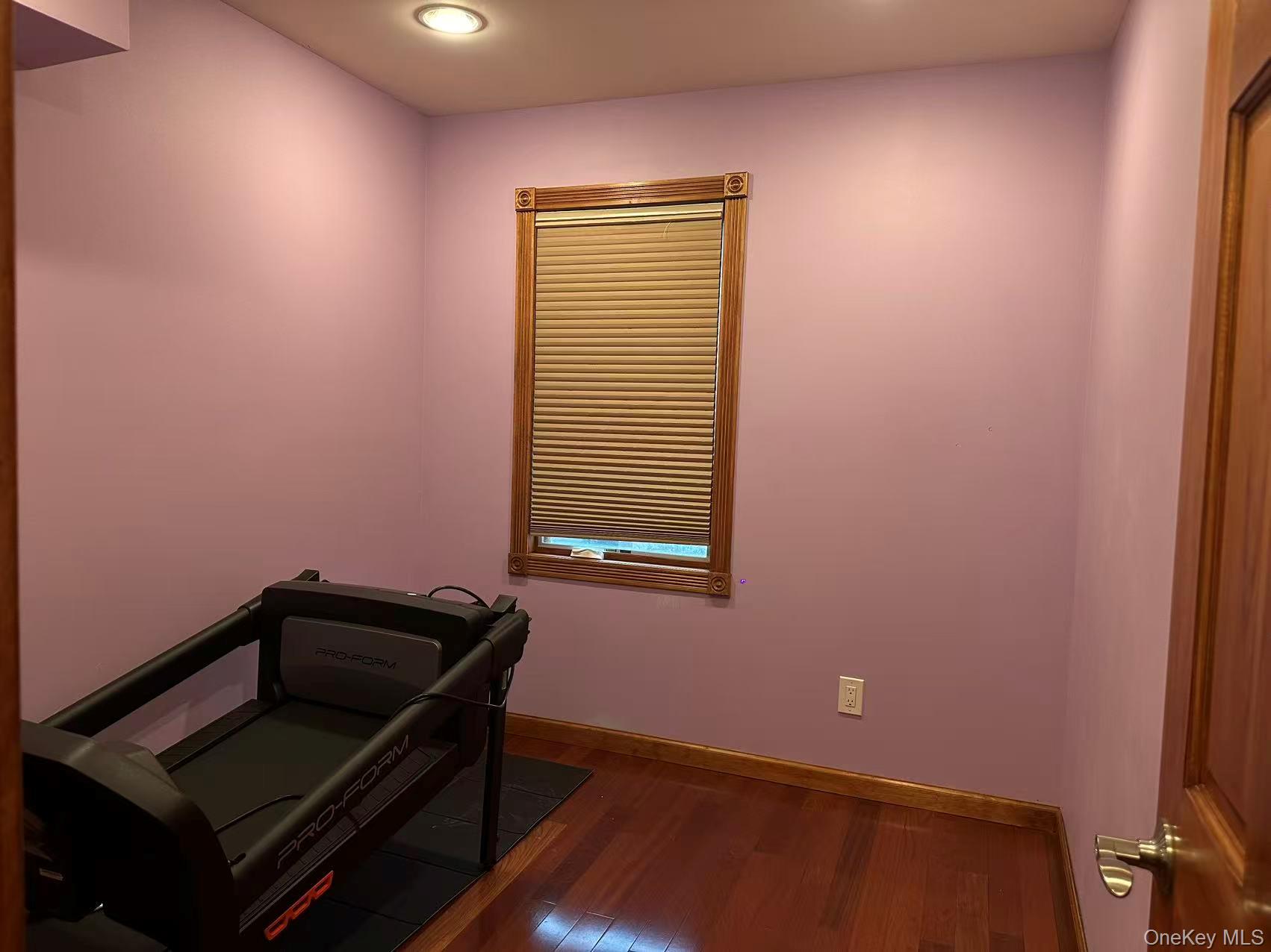8860 240th Street Property Photo 16