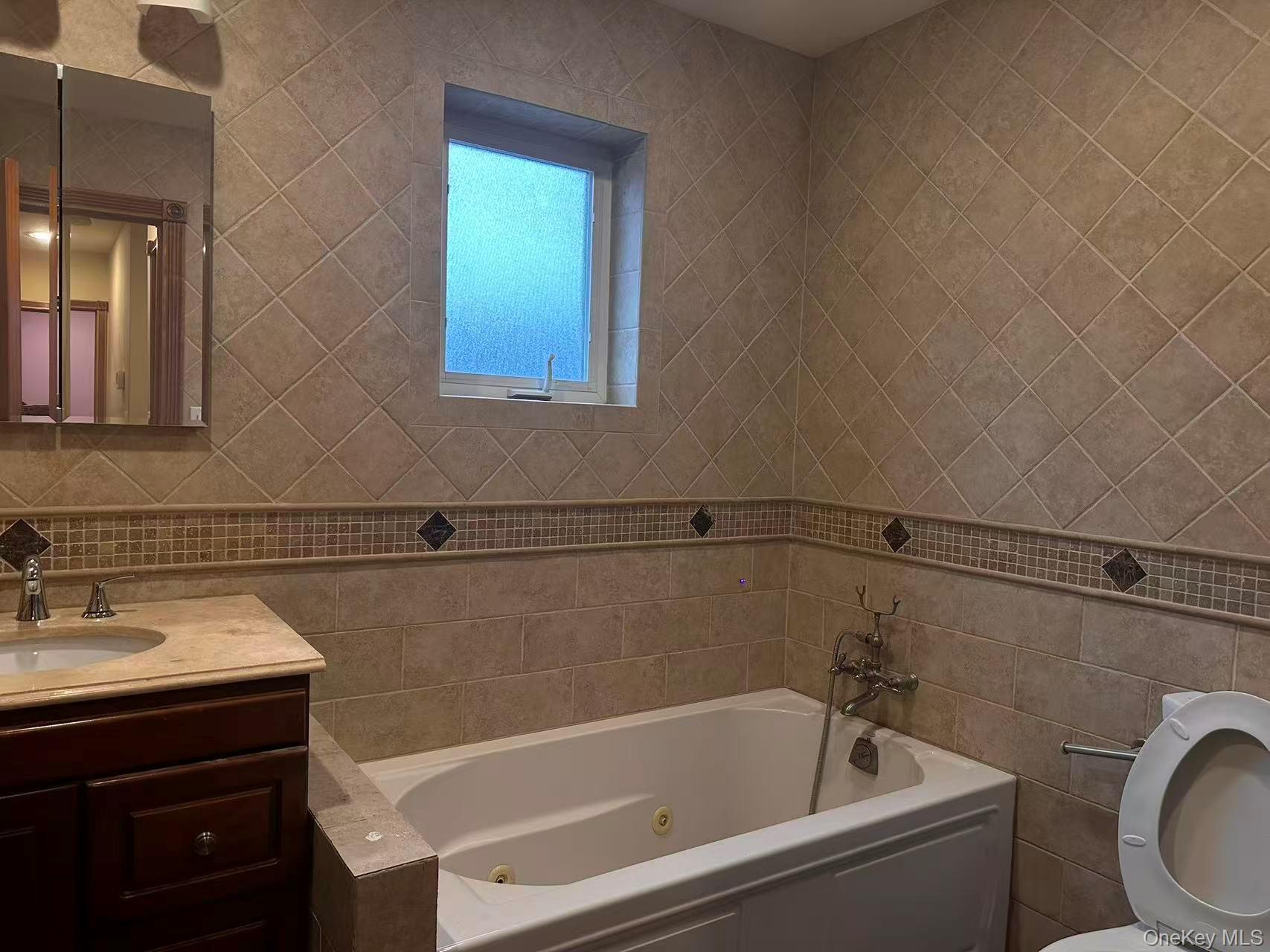 8860 240th Street Property Photo 18