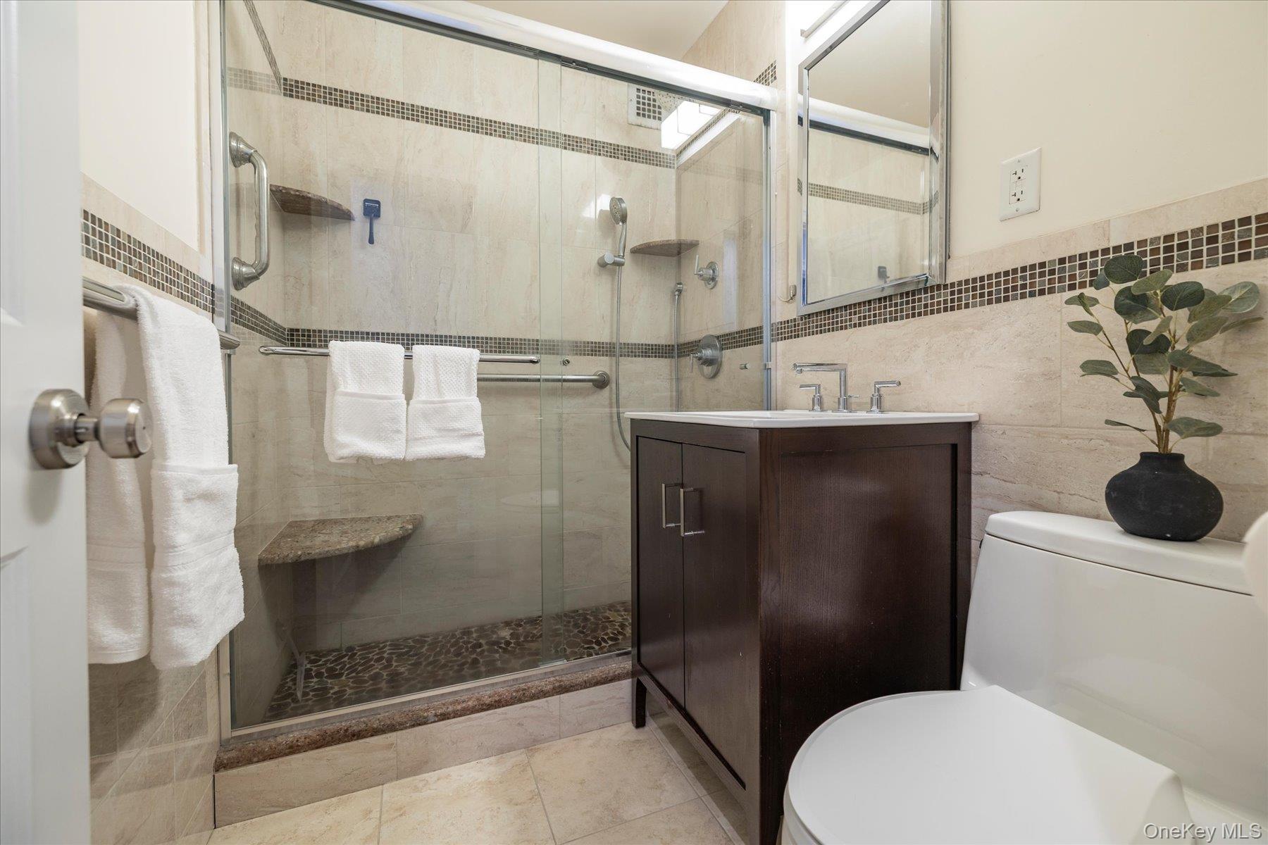 522 Shore Road 5t Property Photo 10