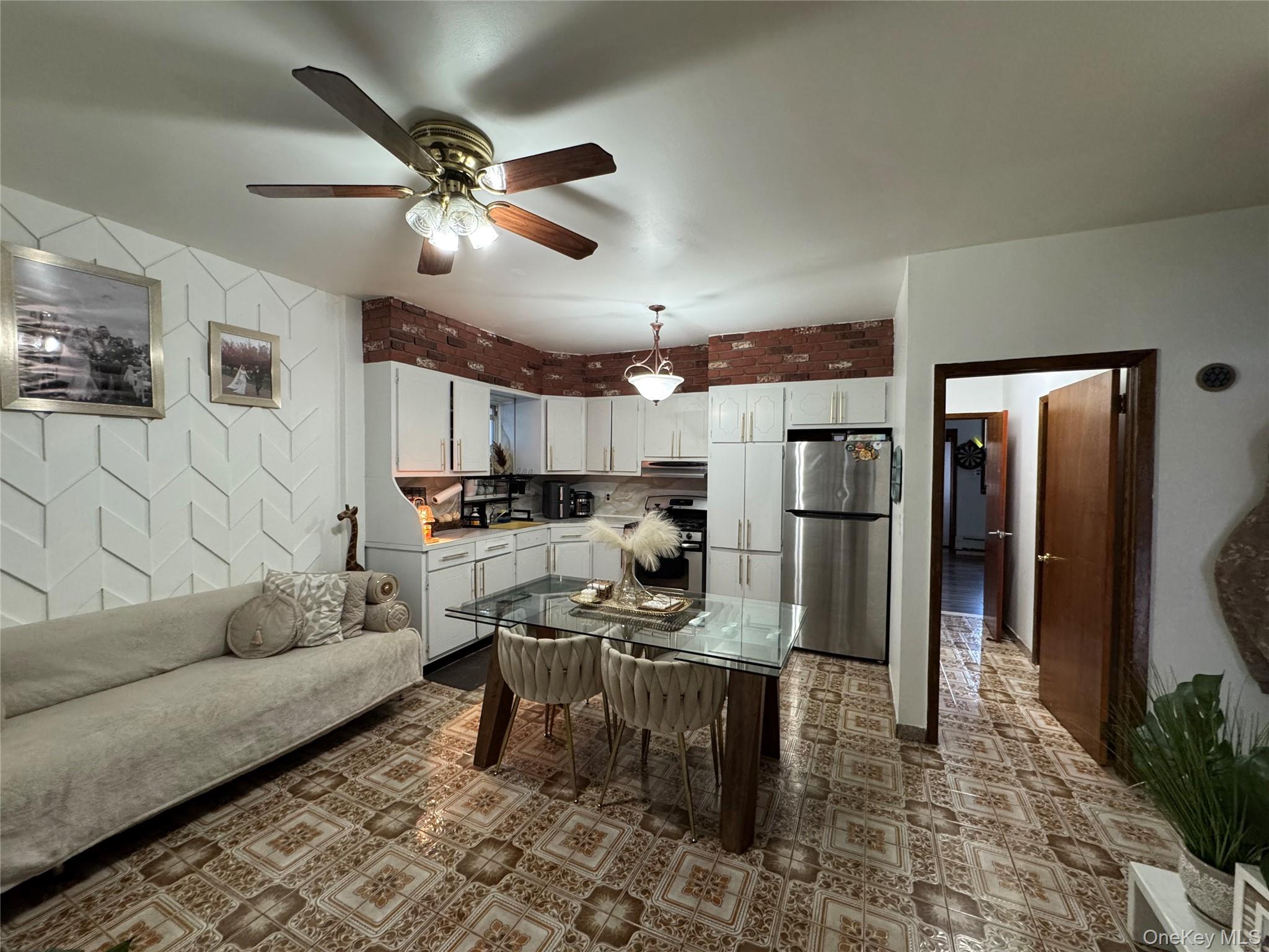 7330 67th Drive Property Photo 11