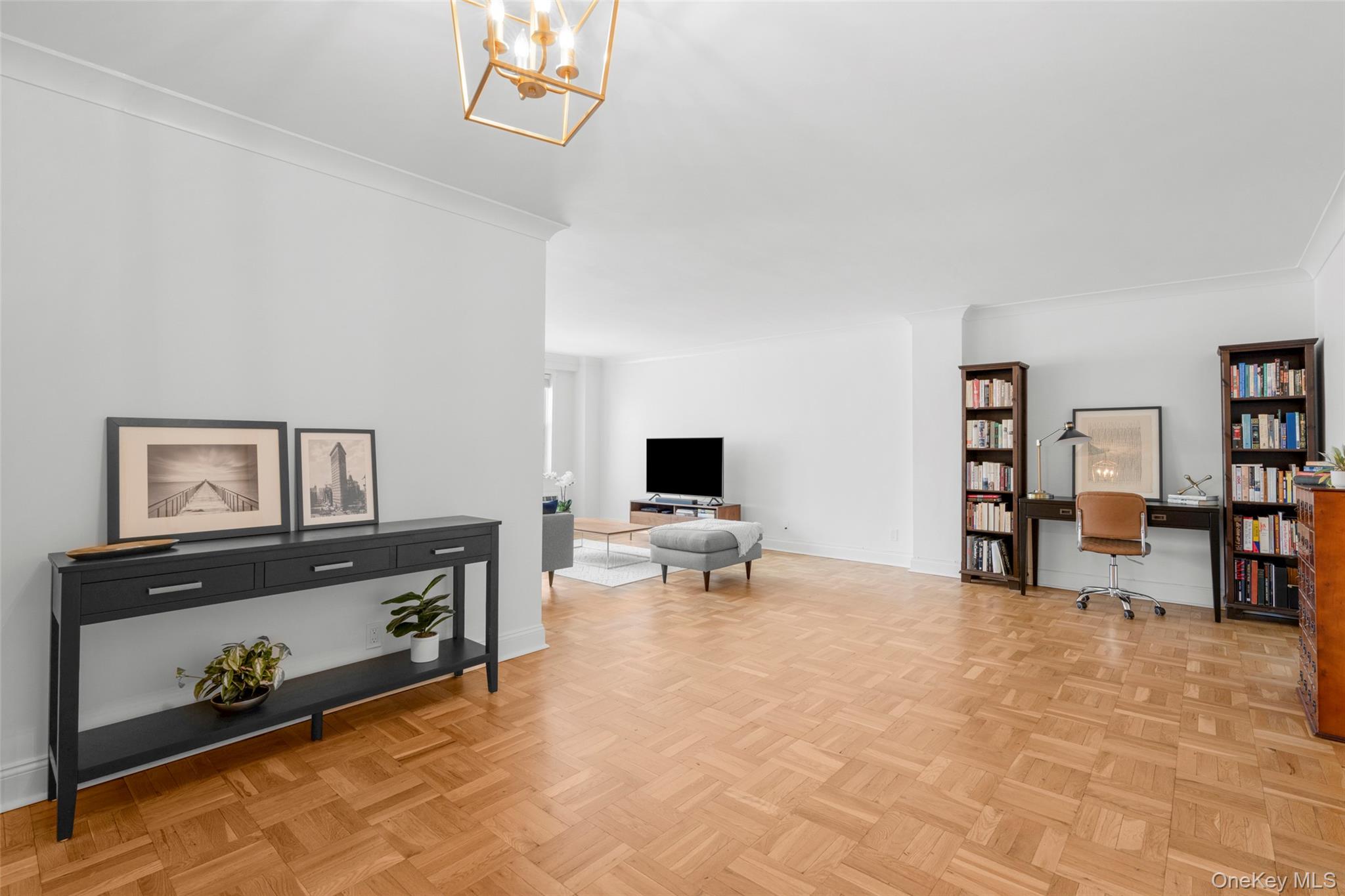 3 Washington Square 4d Property Photo 3
