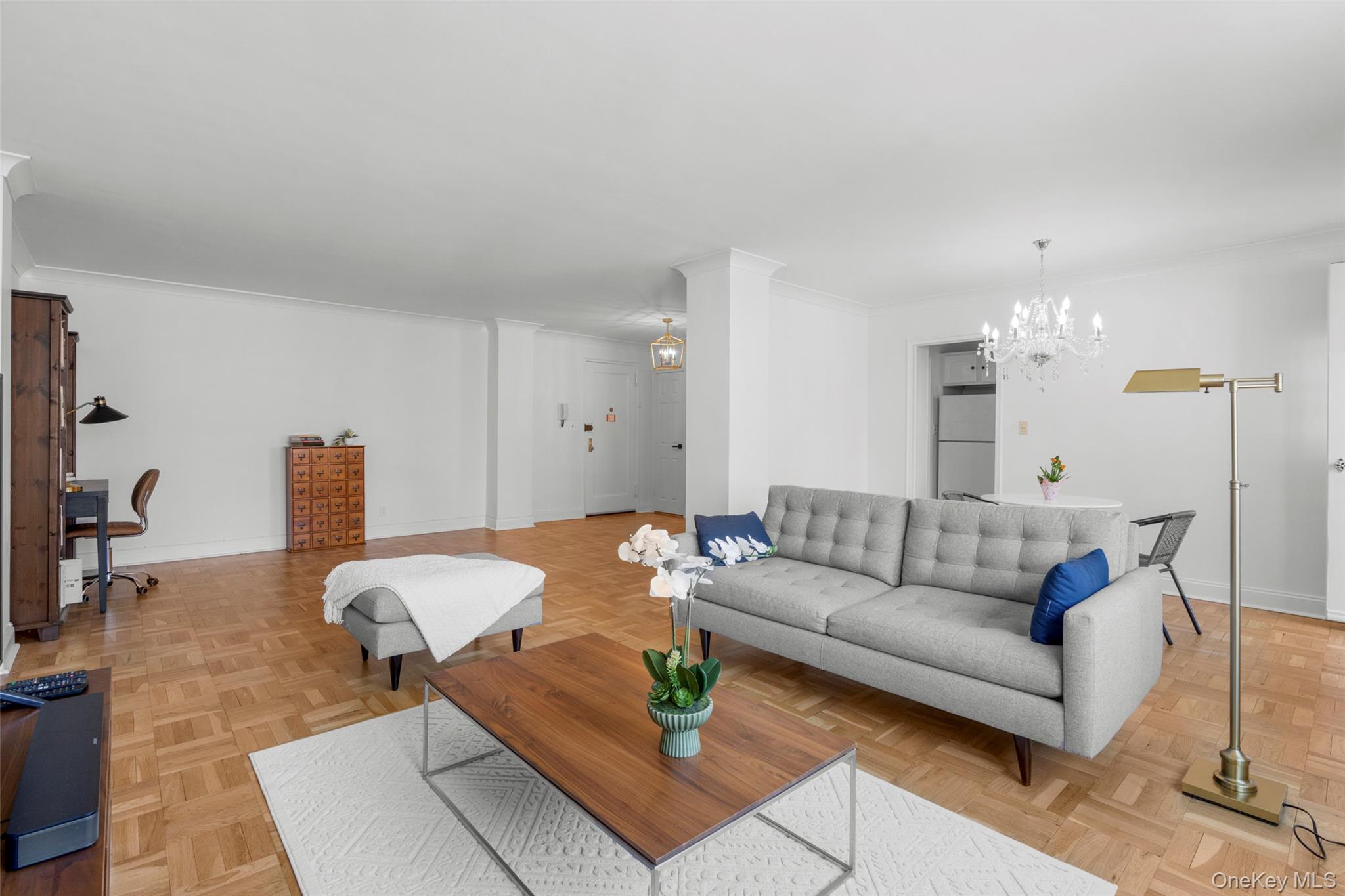 3 Washington Square 4d Property Photo 9