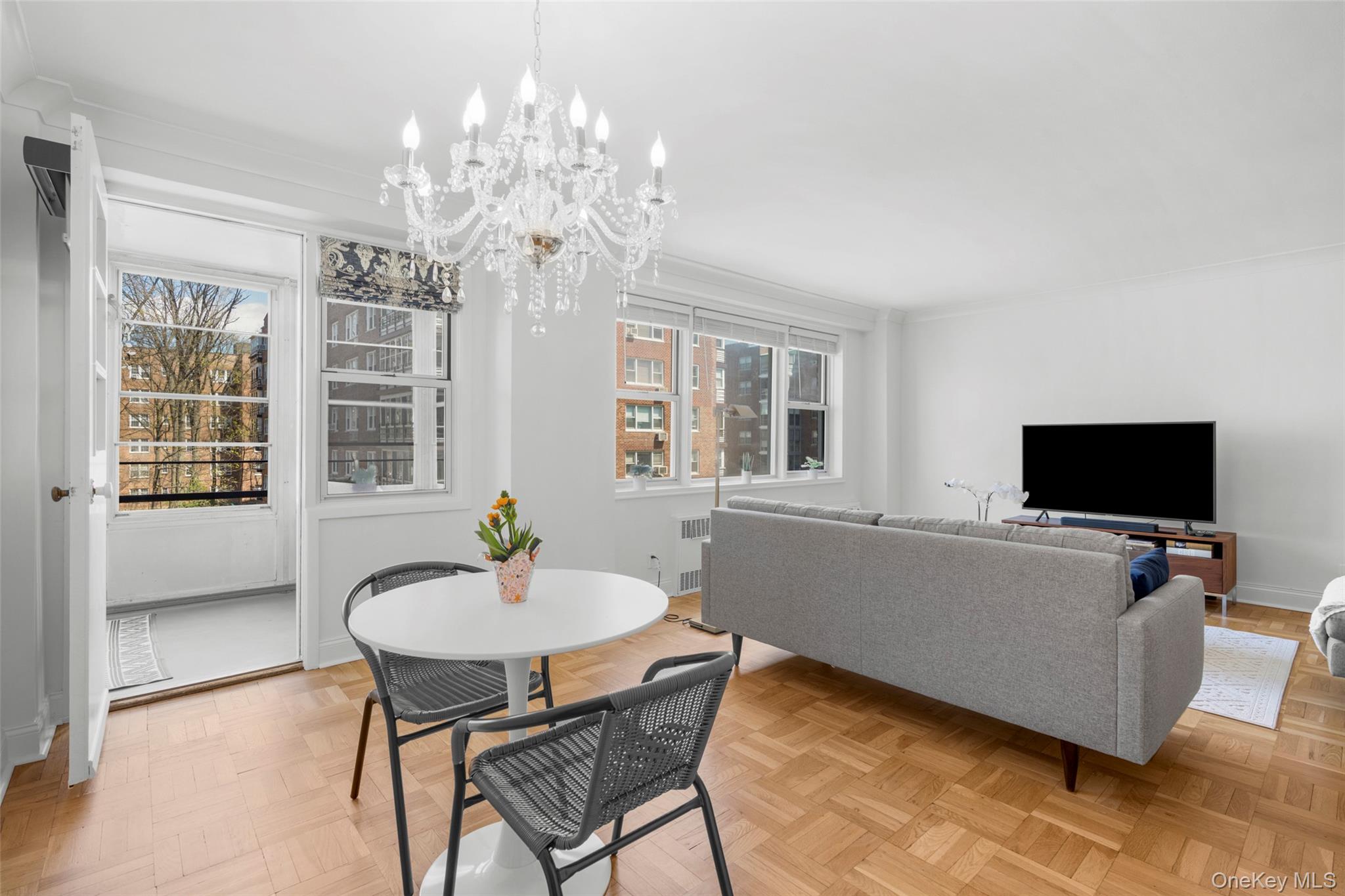 3 Washington Square 4d Property Photo 12
